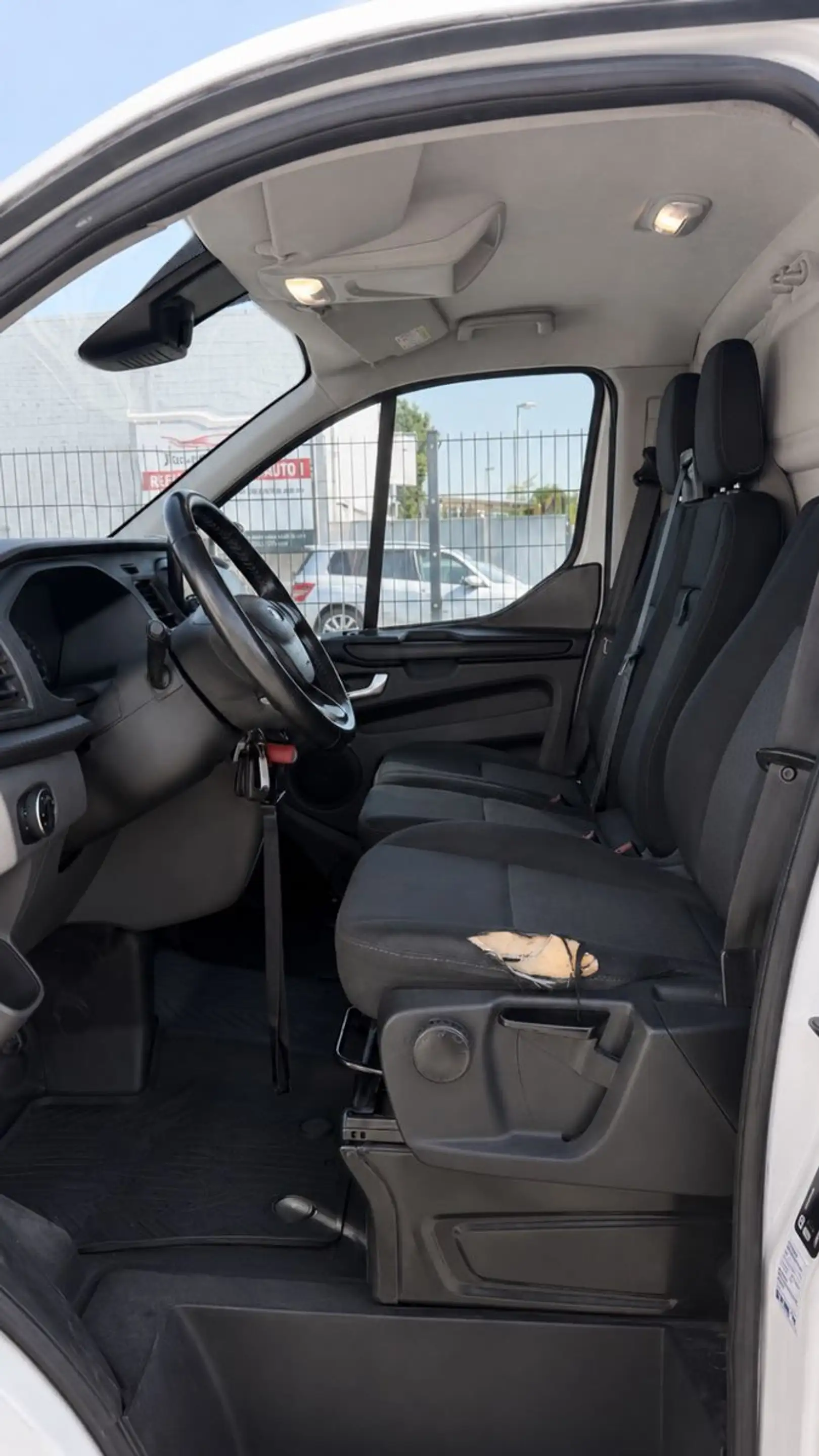 Ford Transit Custom Kasten 320 L2 Trend — photo 11