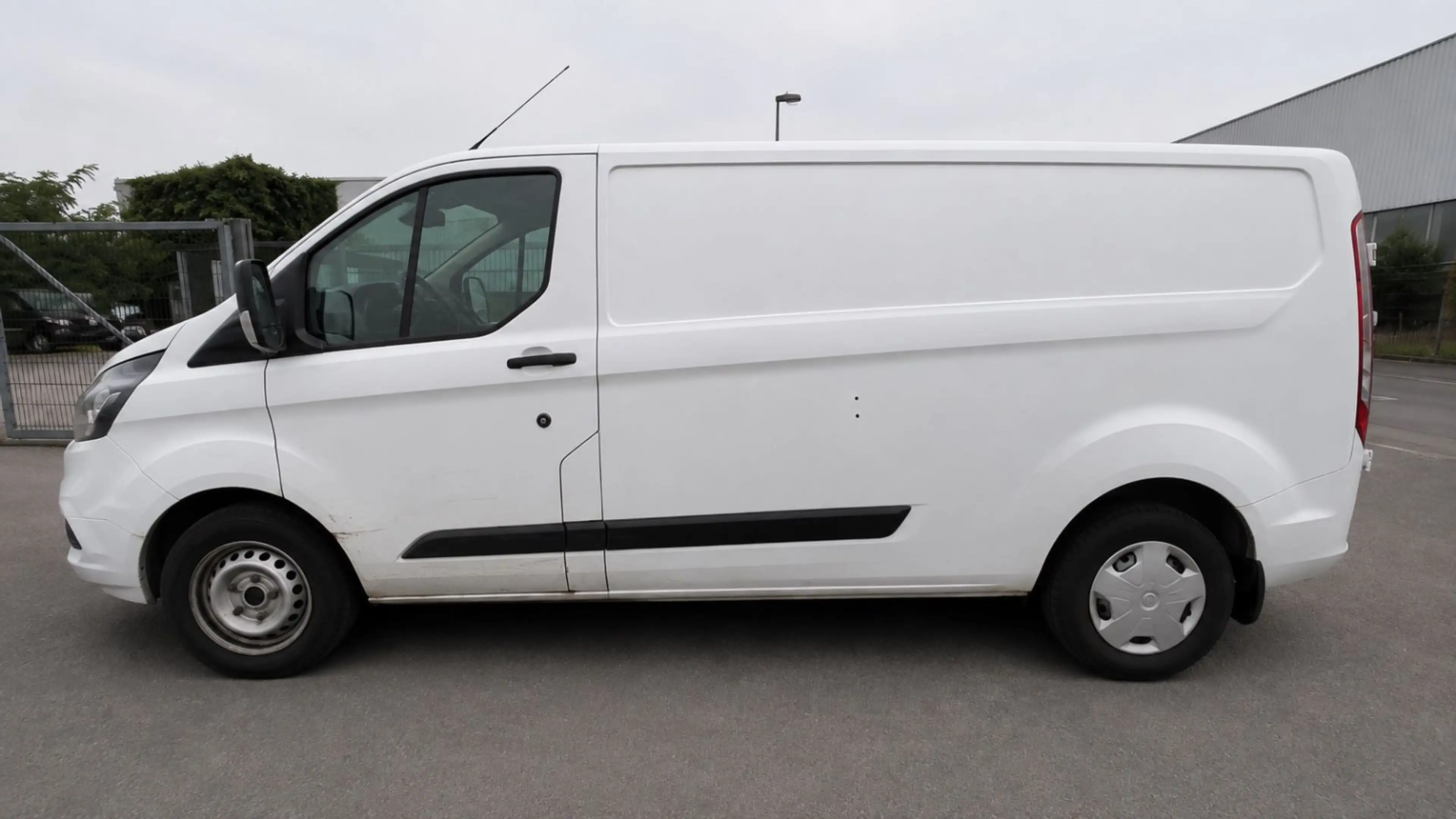 Ford Transit Custom Kasten 320 L2 Trend — photo 4