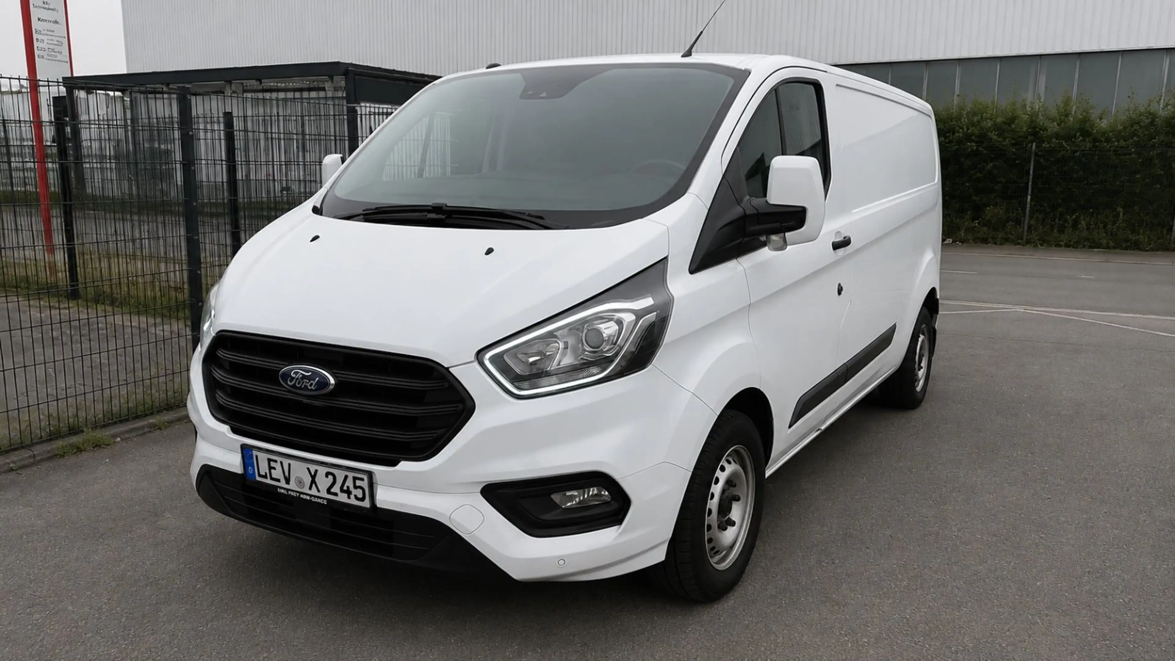 Ford Transit Custom Kasten 320 L2 Trend