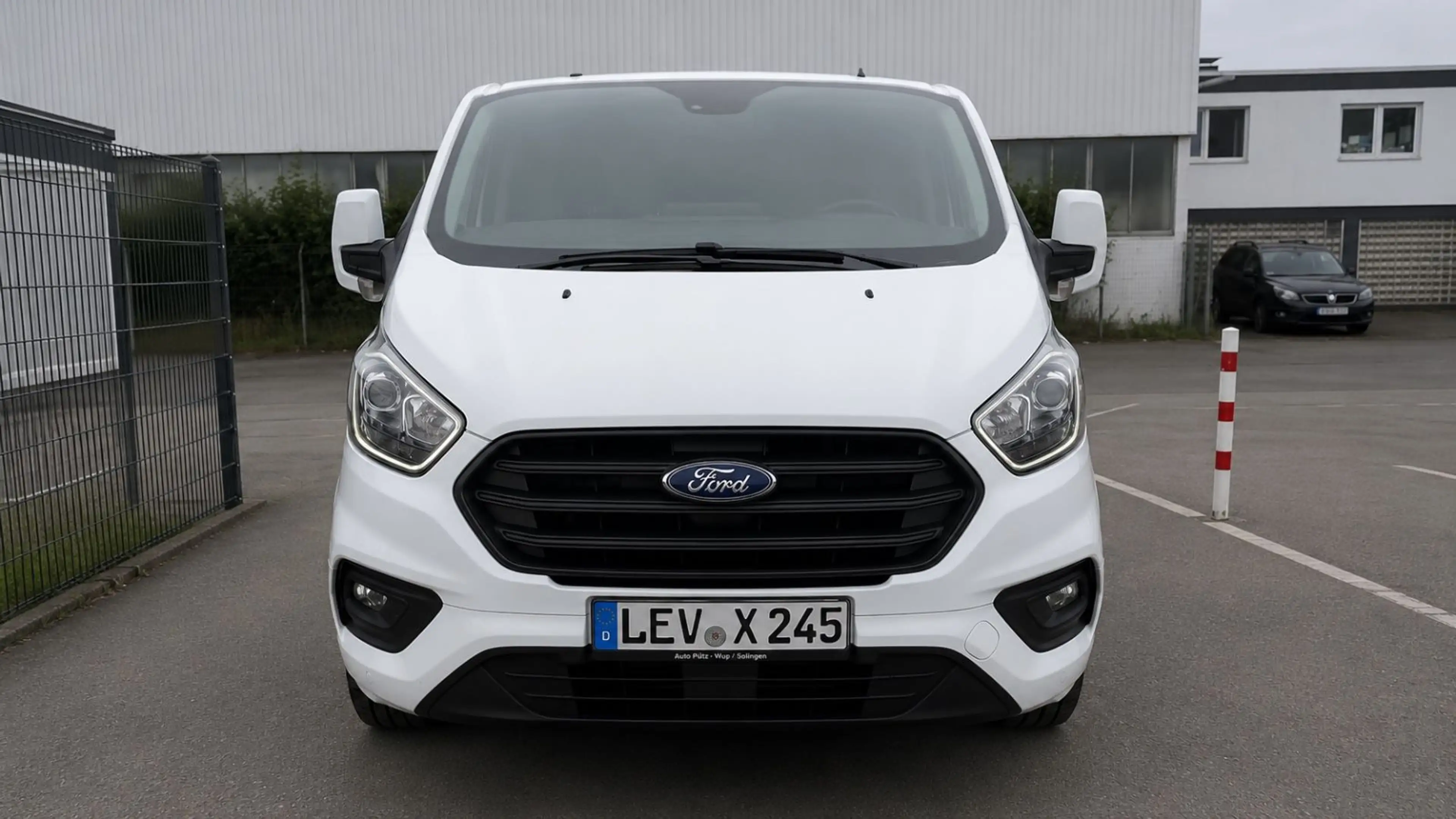 Ford Transit Custom Kasten 320 L2 Trend — photo 3