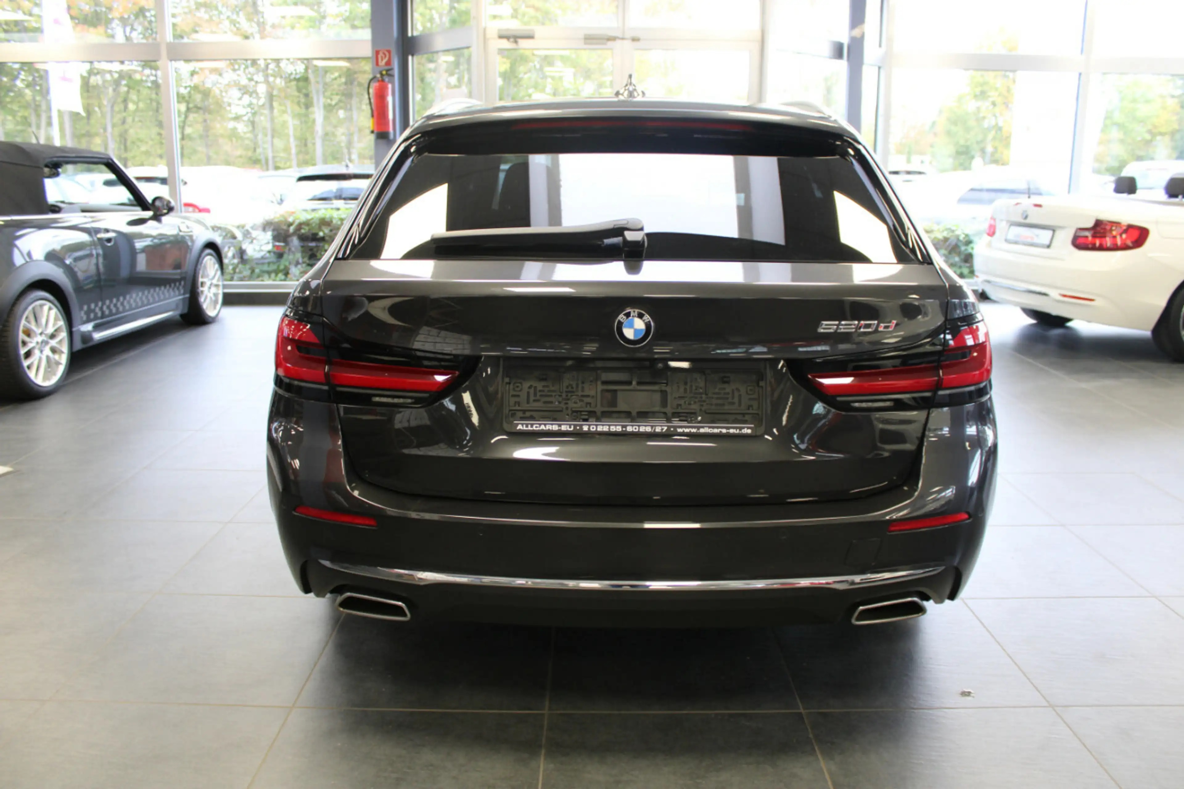 BMW 520 Touring Luxury Line Pano - Leder - LED - HUD — photo 5