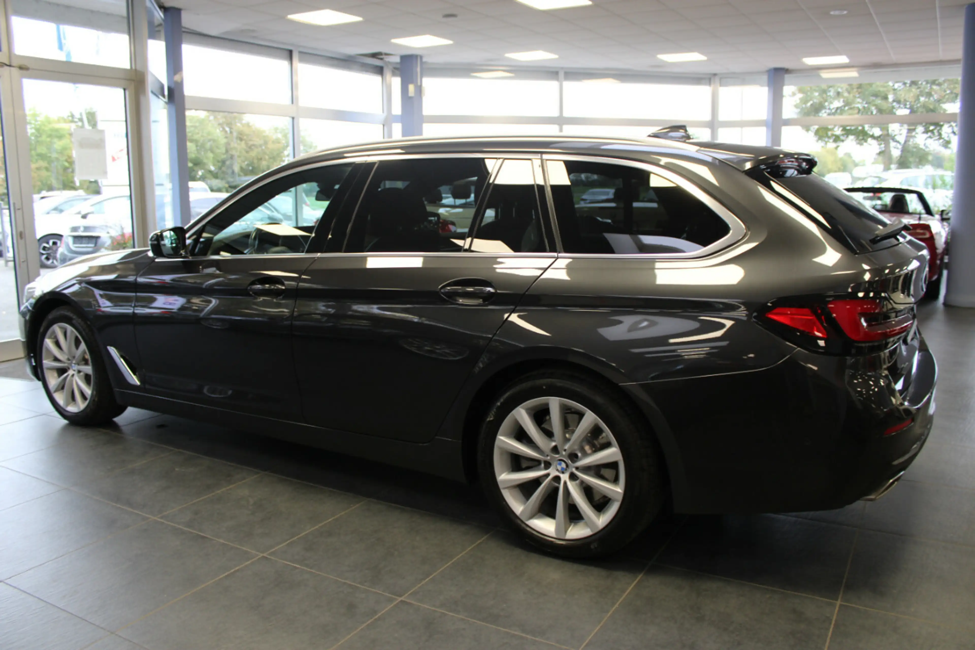 BMW 520 Touring Luxury Line Pano - Leder - LED - HUD — photo 4