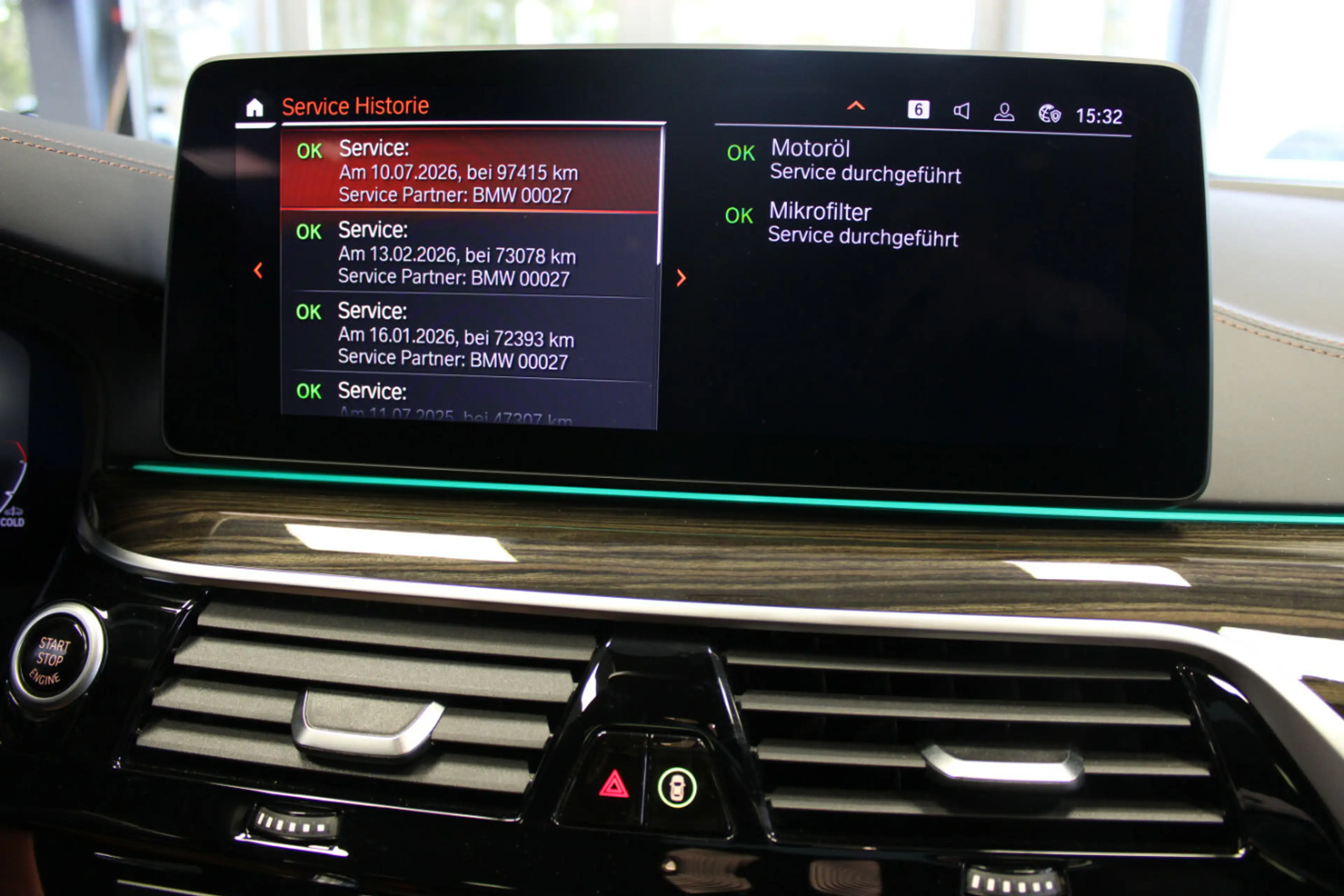 BMW 520 Touring Luxury Line Pano - Leder - LED - HUD — photo 15