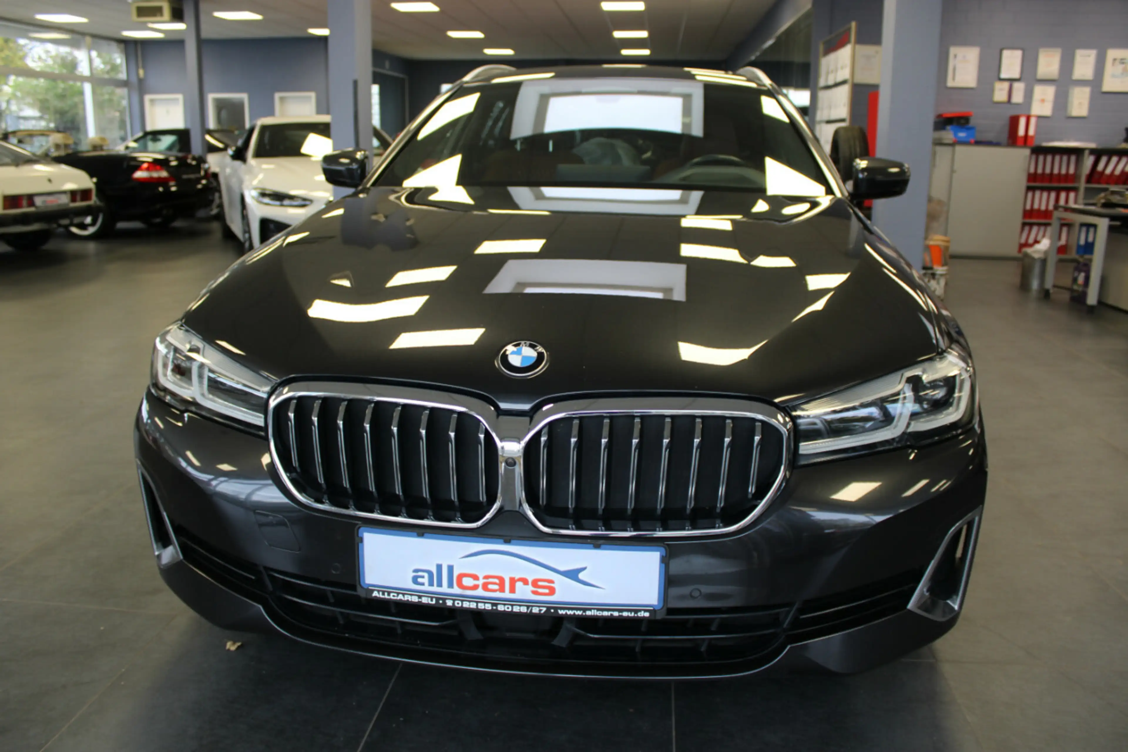 BMW 520 Touring Luxury Line Pano - Leder - LED - HUD — photo 2