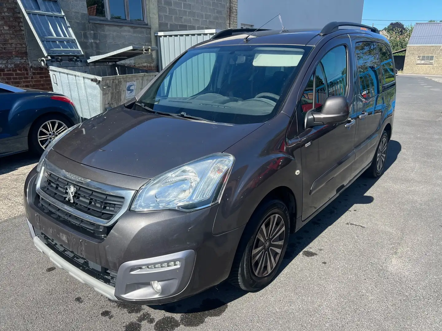 Peugeot Partner Tepee 1.6 BlueHDi Style S&S***PRIX MARCHAND*** Grey - 2