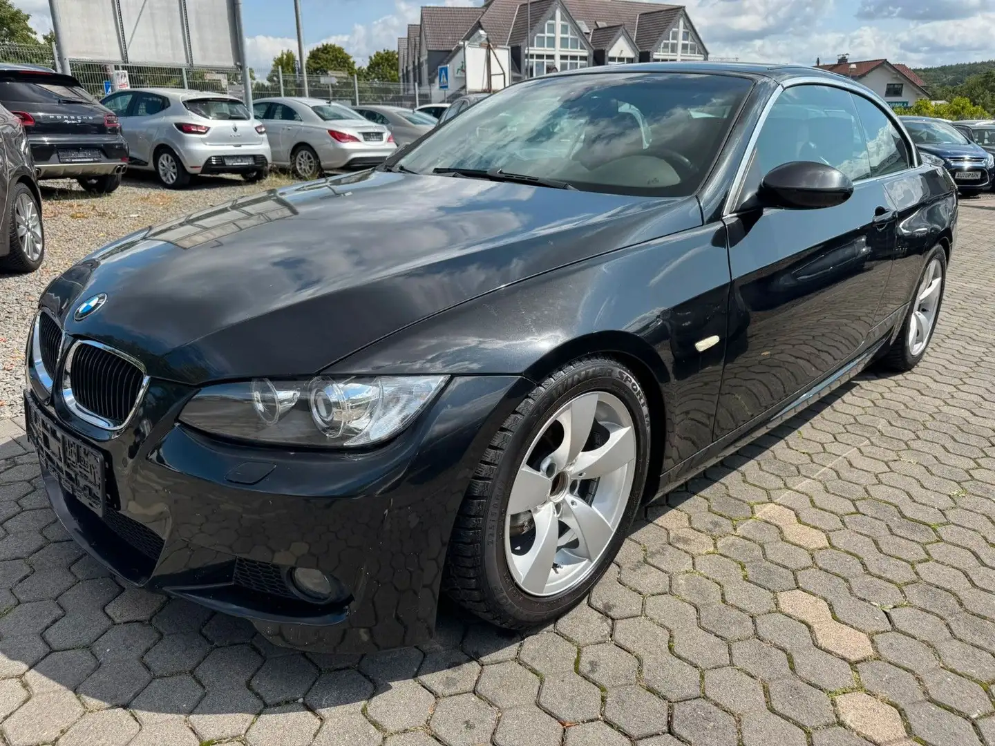 BMW 320 Baureihe 3 Cabrio 320d Noir - 1