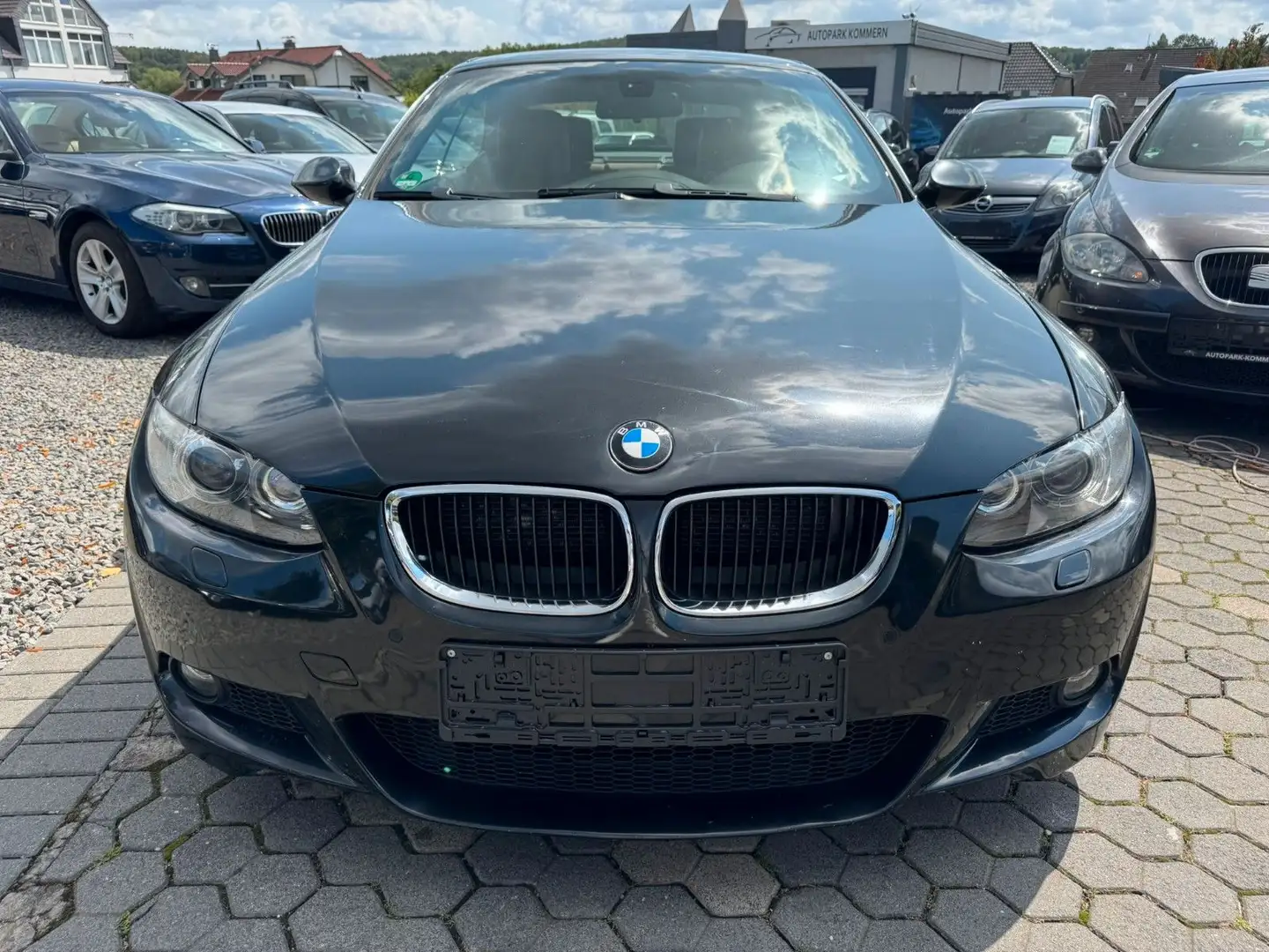 BMW 320 Baureihe 3 Cabrio 320d Noir - 2