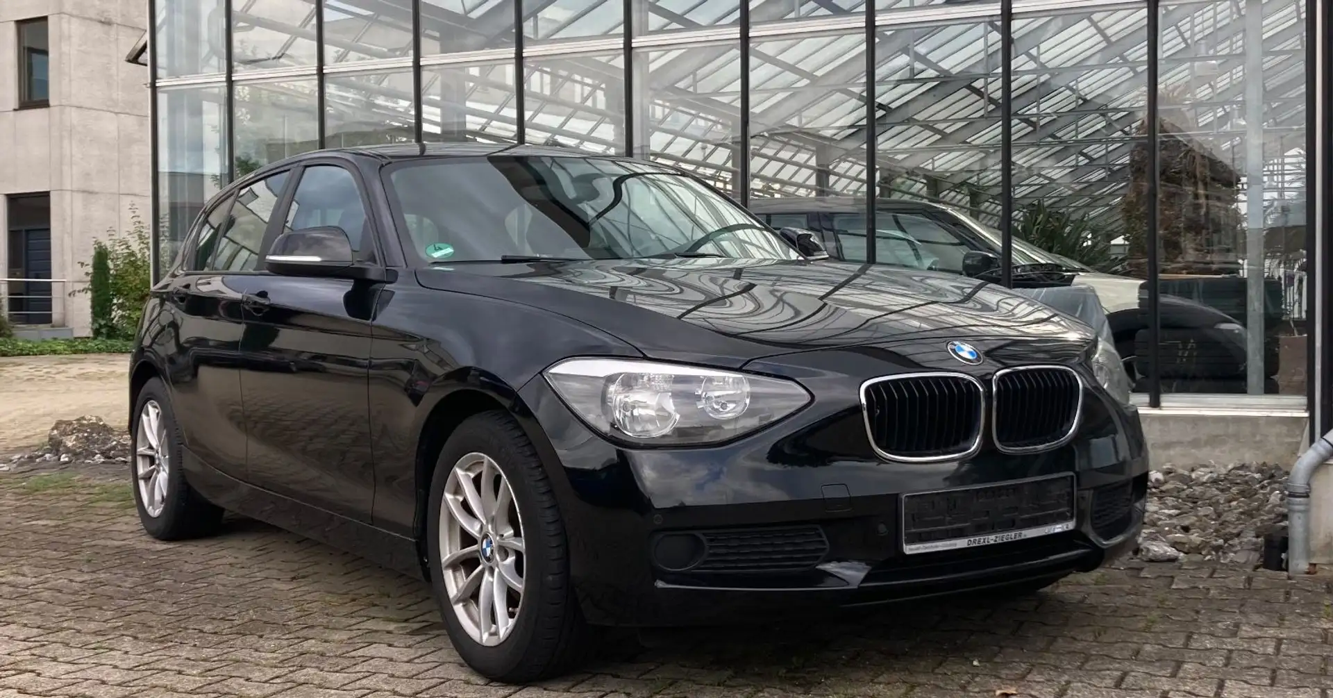 BMW 116 d 5-türig PDC Sitzheizung Alu 16" Advantage Negro - 1