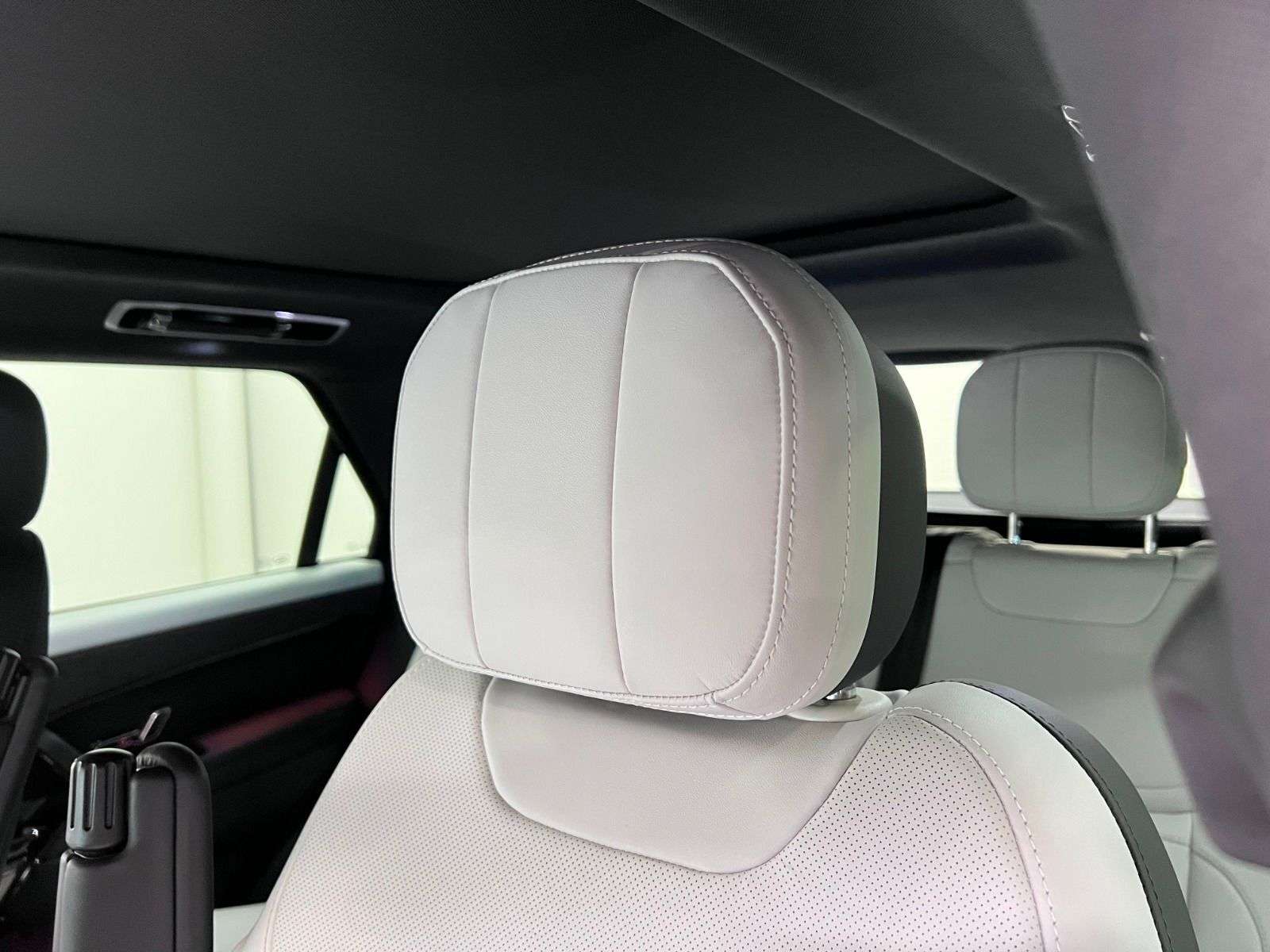 2024 Land Rover Range Rover Sport P400 DYNAMIC SE thumb 25