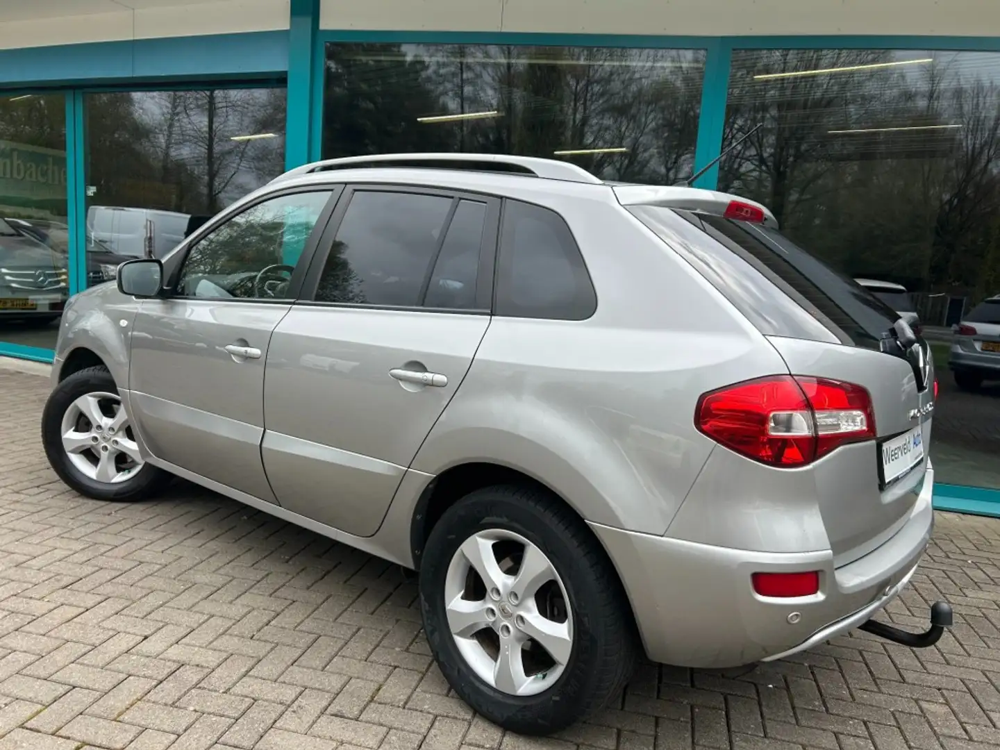 Renault Koleos 2.5 Navi, Cruise, TrHaak, PDC, Keyless, 17Inch, NA Gri - 2