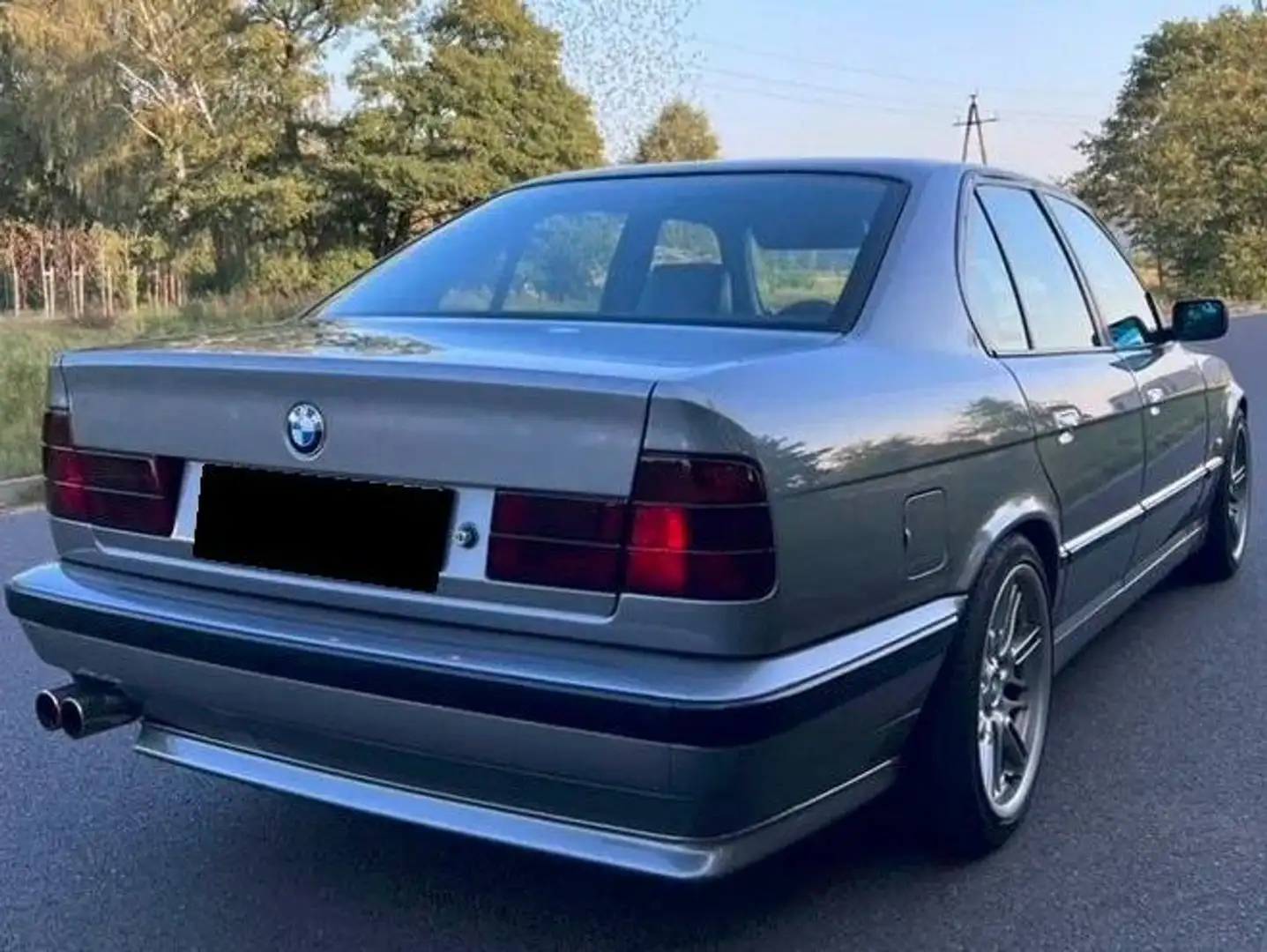 BMW 540 540i V8 Gri - 2