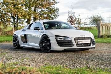 R8 V10 Plus 550 S-Tronic - F1 Seats / Carbone