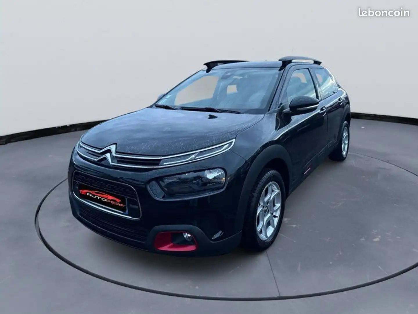 Citroen C4 Cactus Citroën 1.2 110 ch FAIBLE KILOMÉTRAGE Caméra de recul Apple CarPlay Android Auto Régulateur vitesse Noir - 2