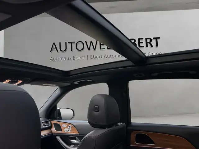 Mercedes-Benz Gle view 13