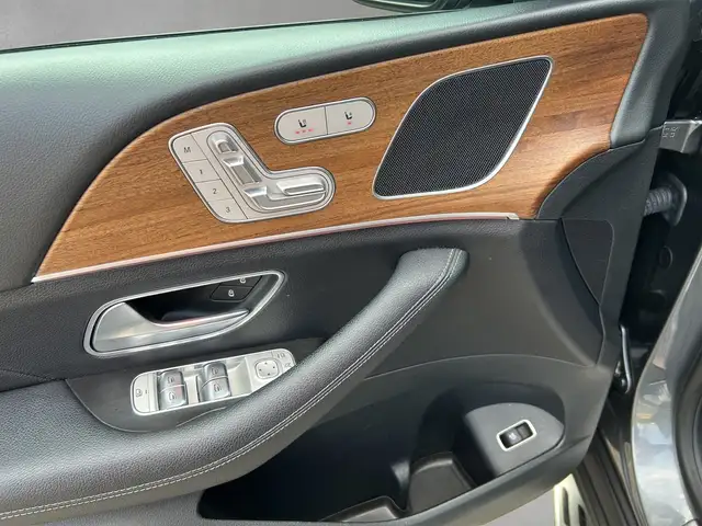 Mercedes-Benz Gle view 12