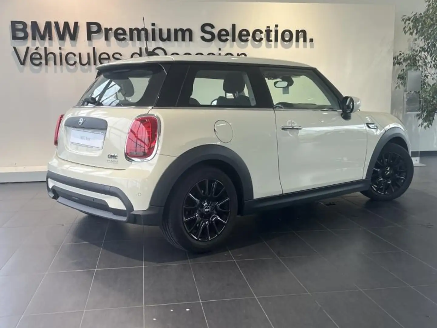 MINI One One 102ch Edition Camden Blanc - 2