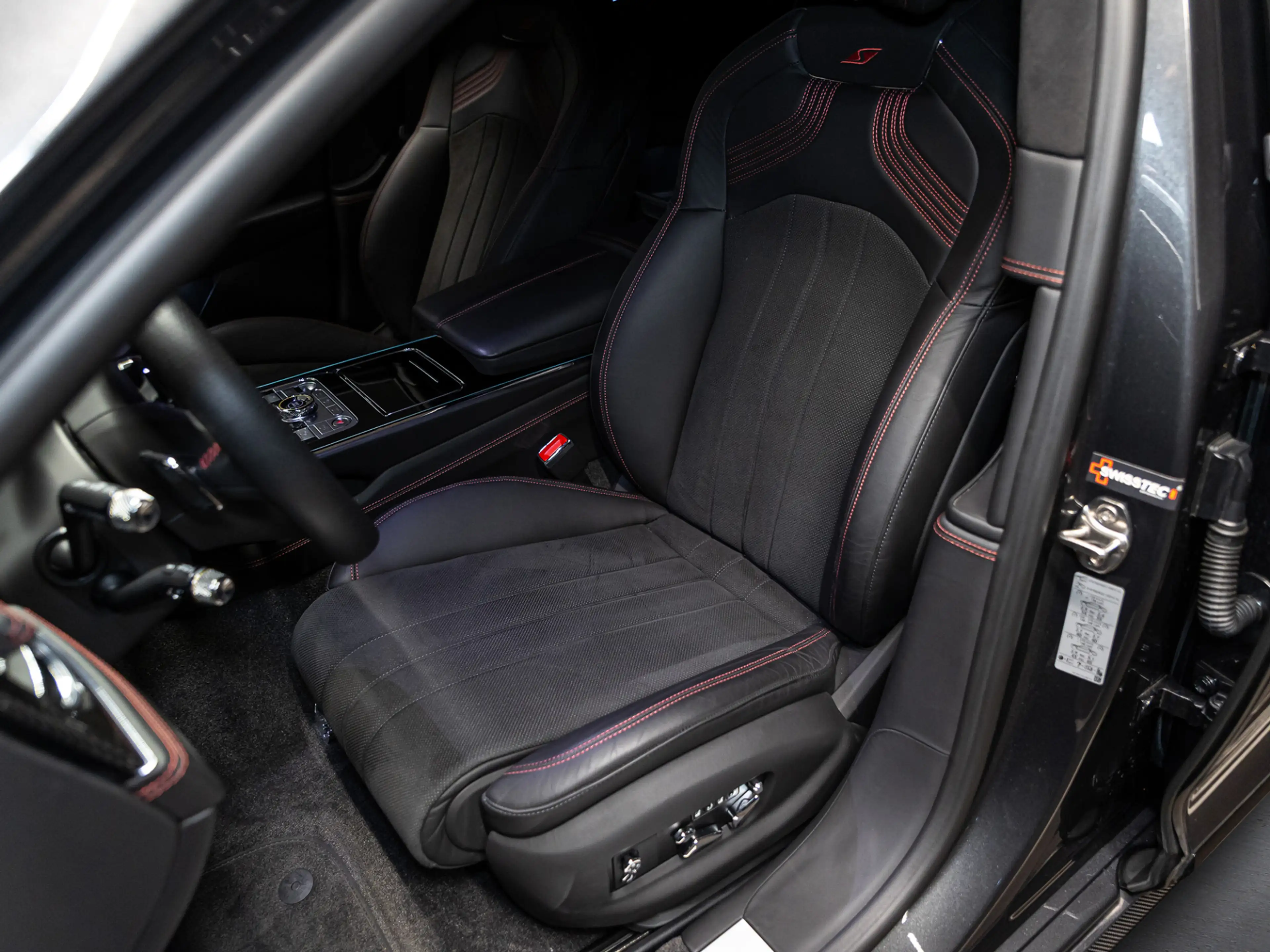 Bentley Flying Spur S Hybrid |NAIM|Touring|Comfort|Rotating — photo 10