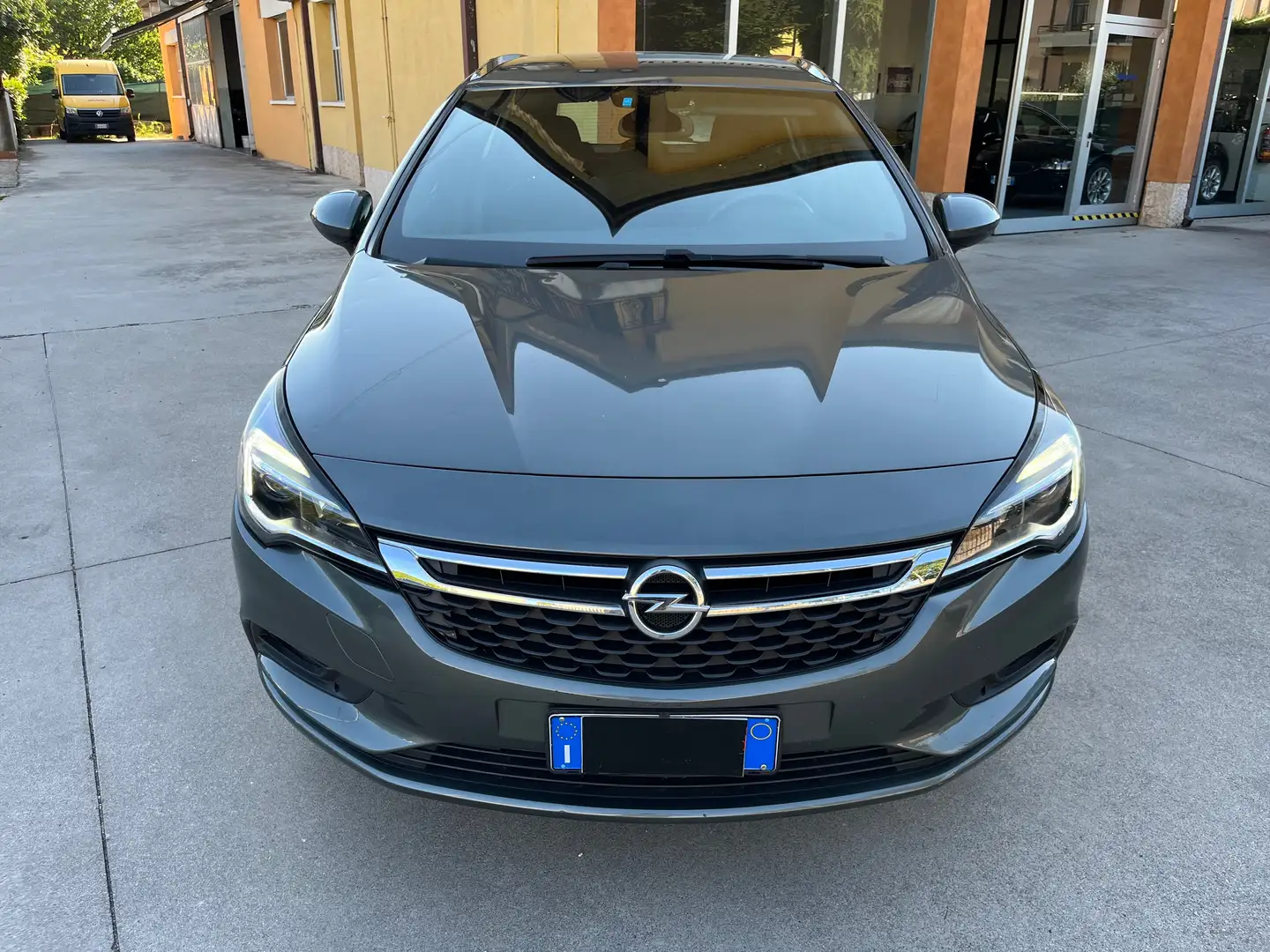 Opel Astra Sports Tourer 1.4 t Dynamic ecoM 110cv Grigio - 2