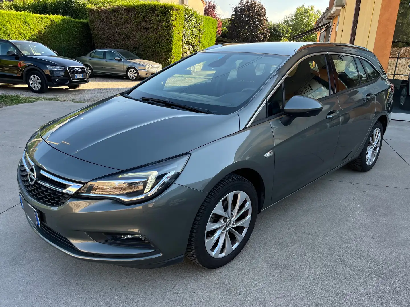 Opel Astra Sports Tourer 1.4 t Dynamic ecoM 110cv Grigio - 1