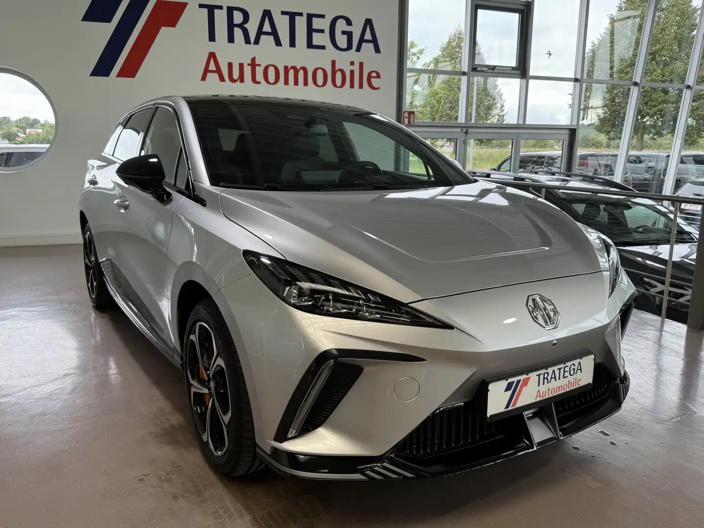 MG MG4 XPOWER 64KWh 435PS Allrad 360° ACC TW Wärmep Zilver - 1