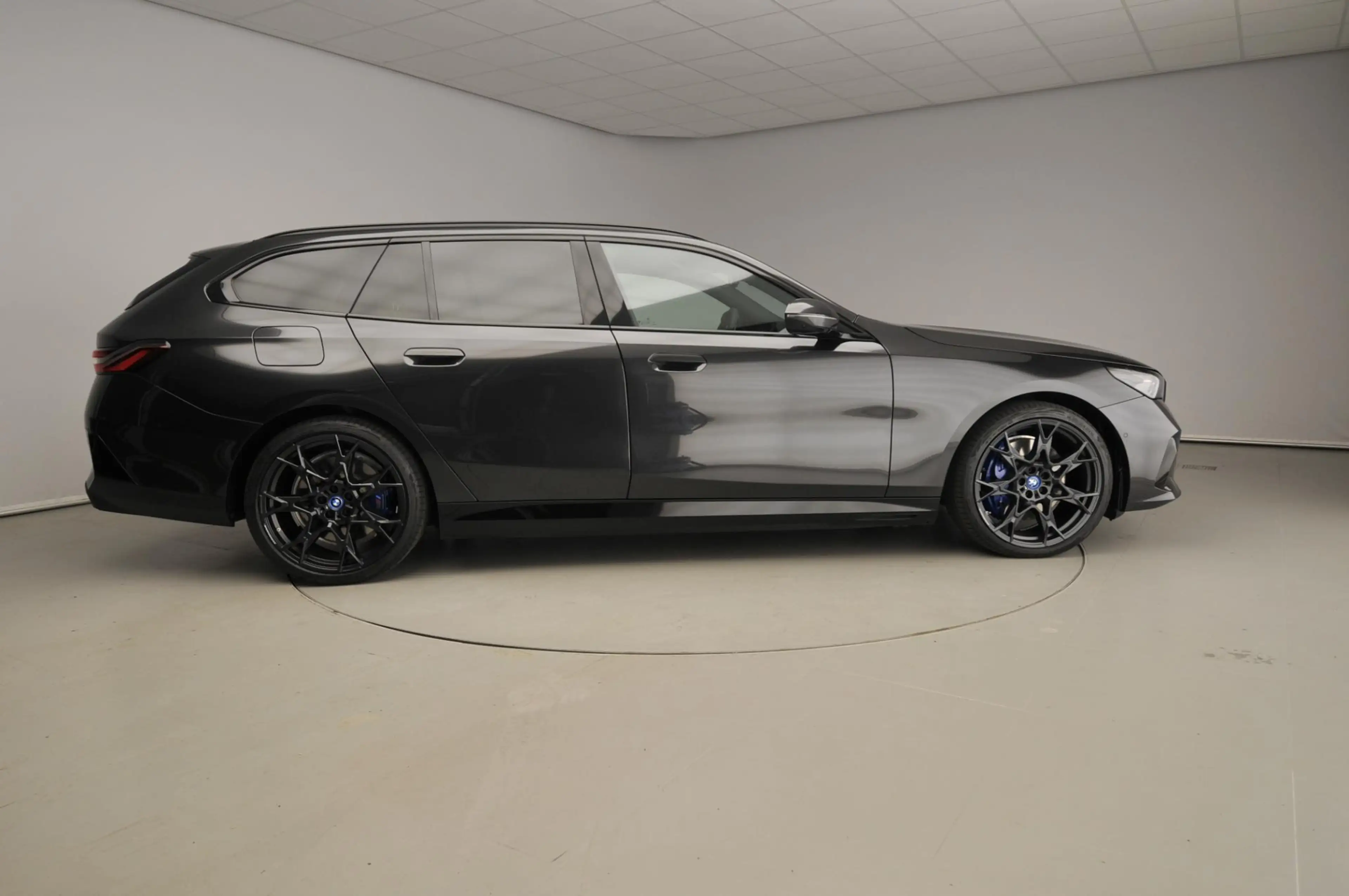 BMW 550 5 Serie Touring 550e xDrive | M-Sportpakket | M-Pe — photo 4