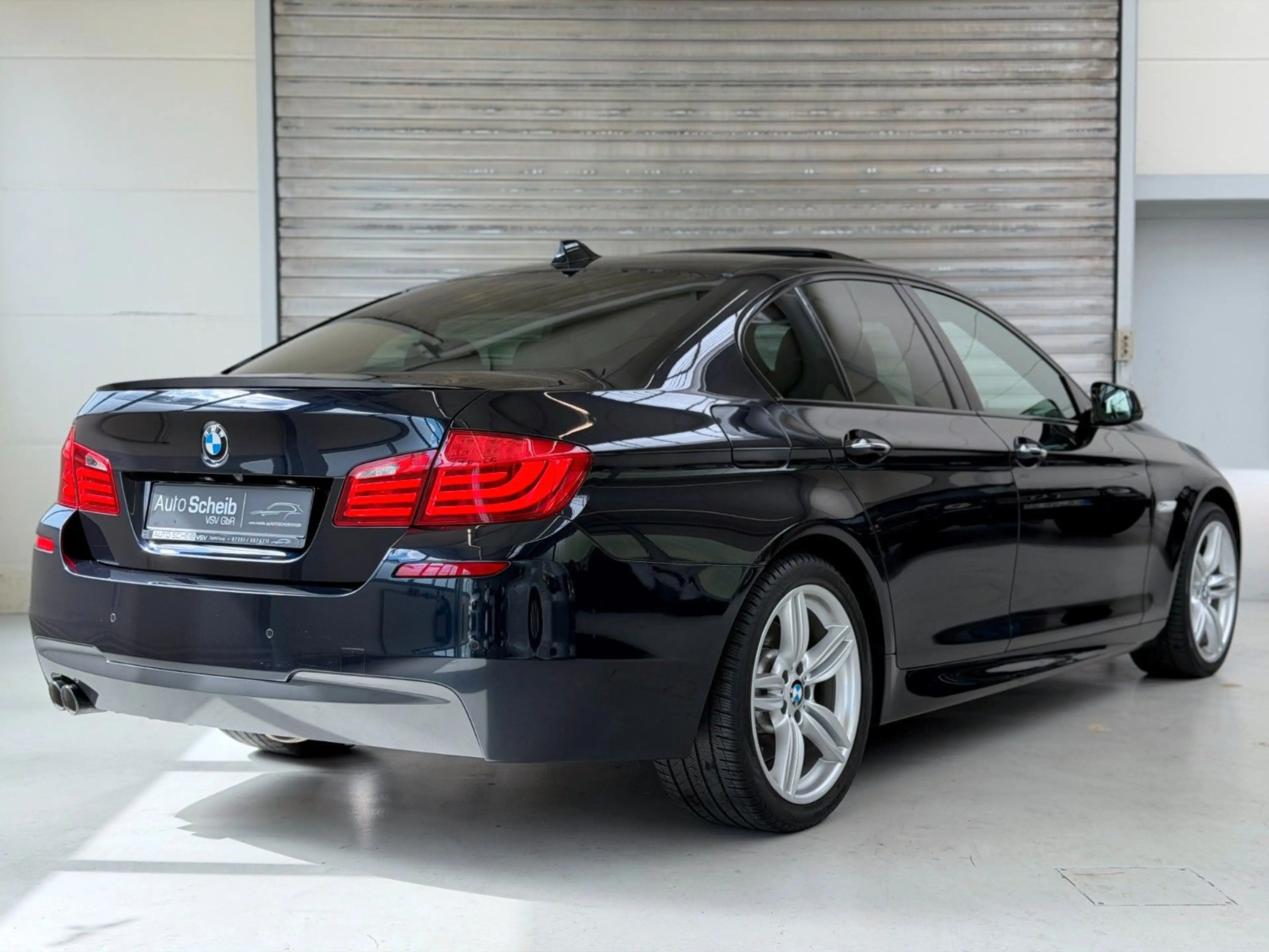 BMW 530 d SAG*M-Paket*Head-Up*Softclose*Navi-Prof*GSD — photo 10