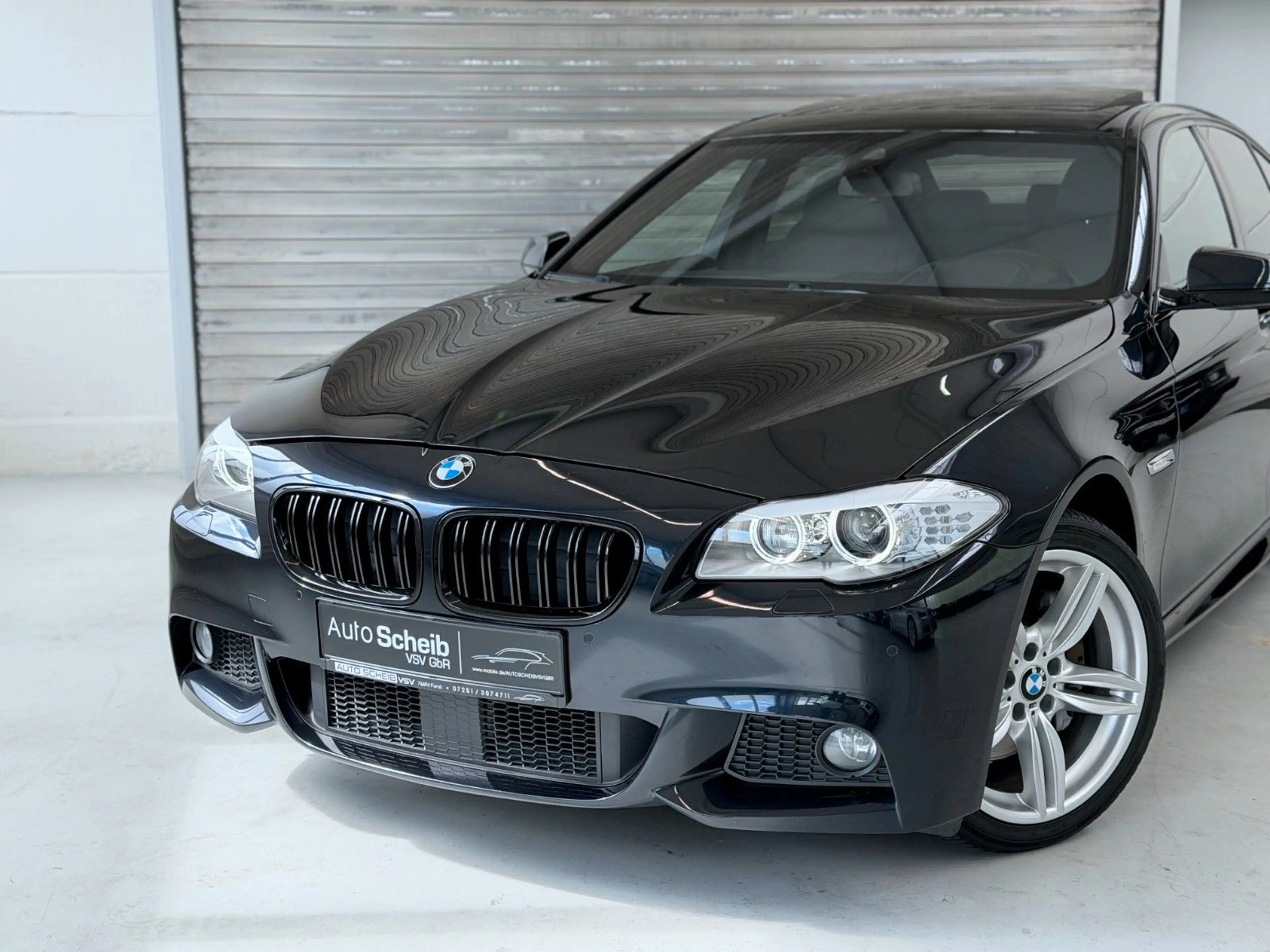 BMW 530 d SAG*M-Paket*Head-Up*Softclose*Navi-Prof*GSD — photo 2