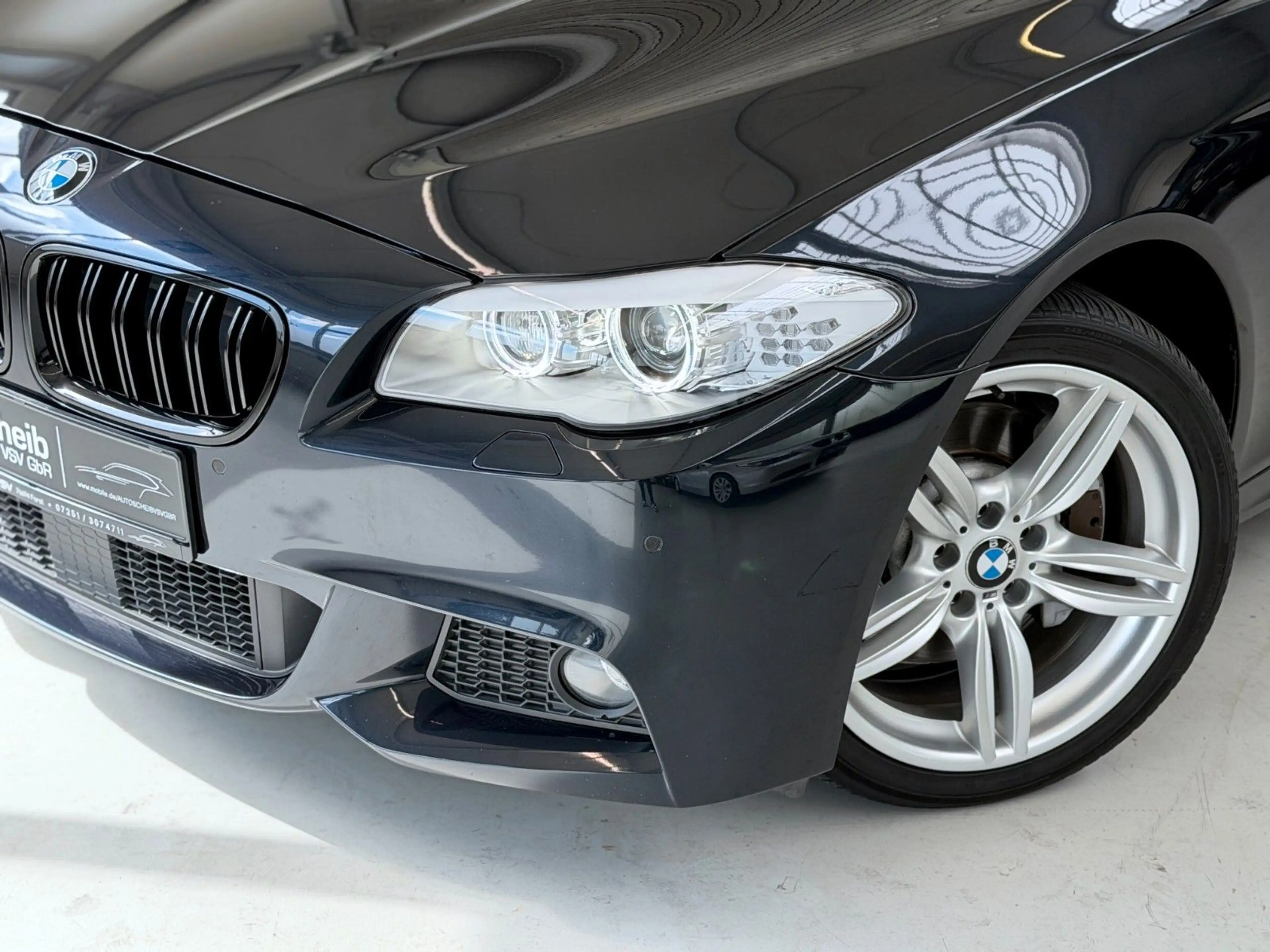 BMW 530 d SAG*M-Paket*Head-Up*Softclose*Navi-Prof*GSD — photo 3