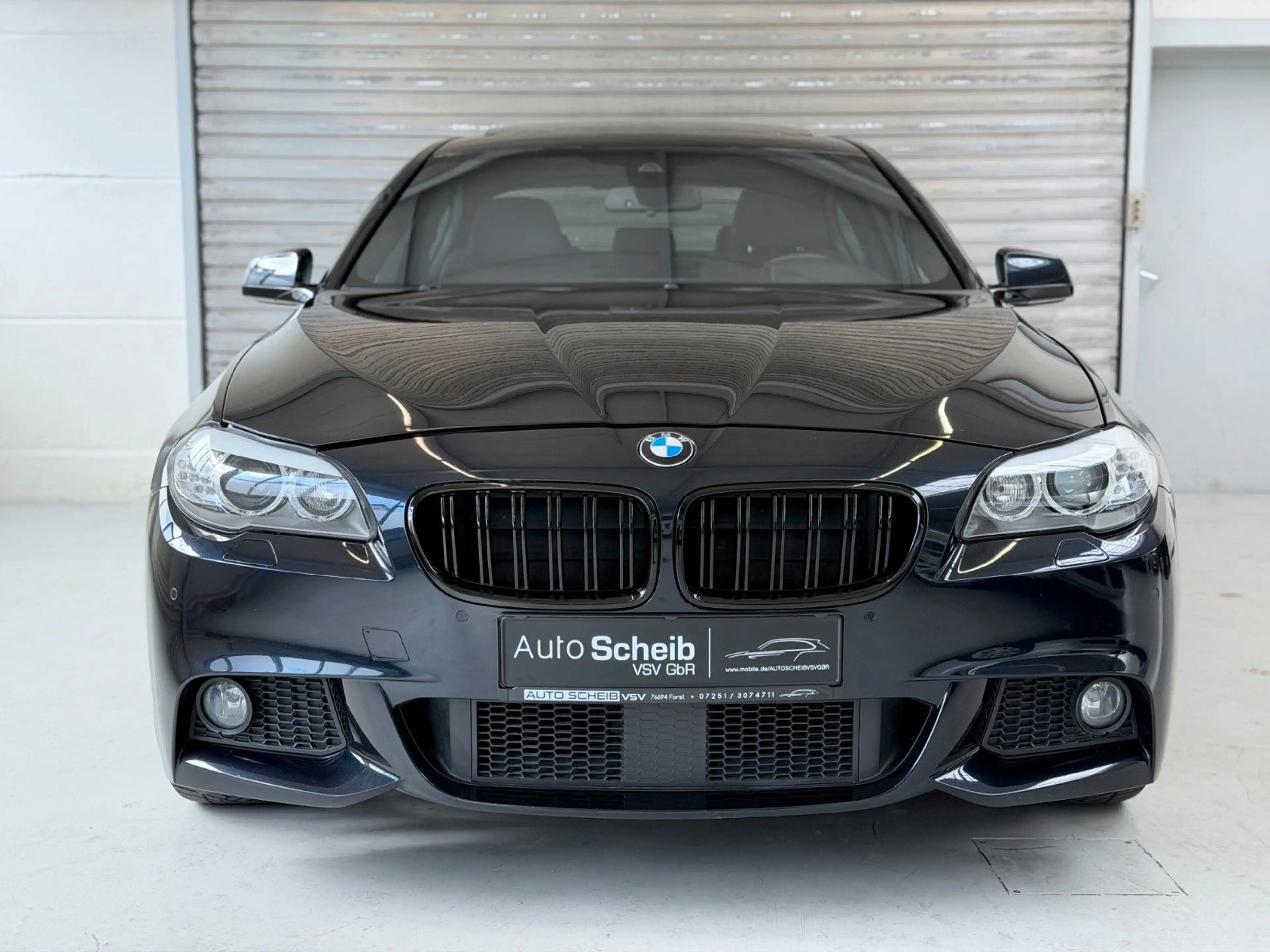 BMW 530 d SAG*M-Paket*Head-Up*Softclose*Navi-Prof*GSD — photo 4