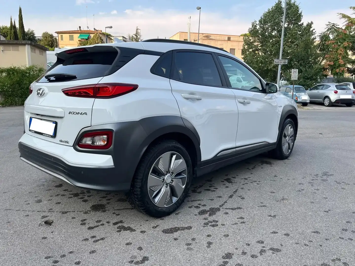 Hyundai KONA 64 kWh EV Xprime Safety Pack - 2