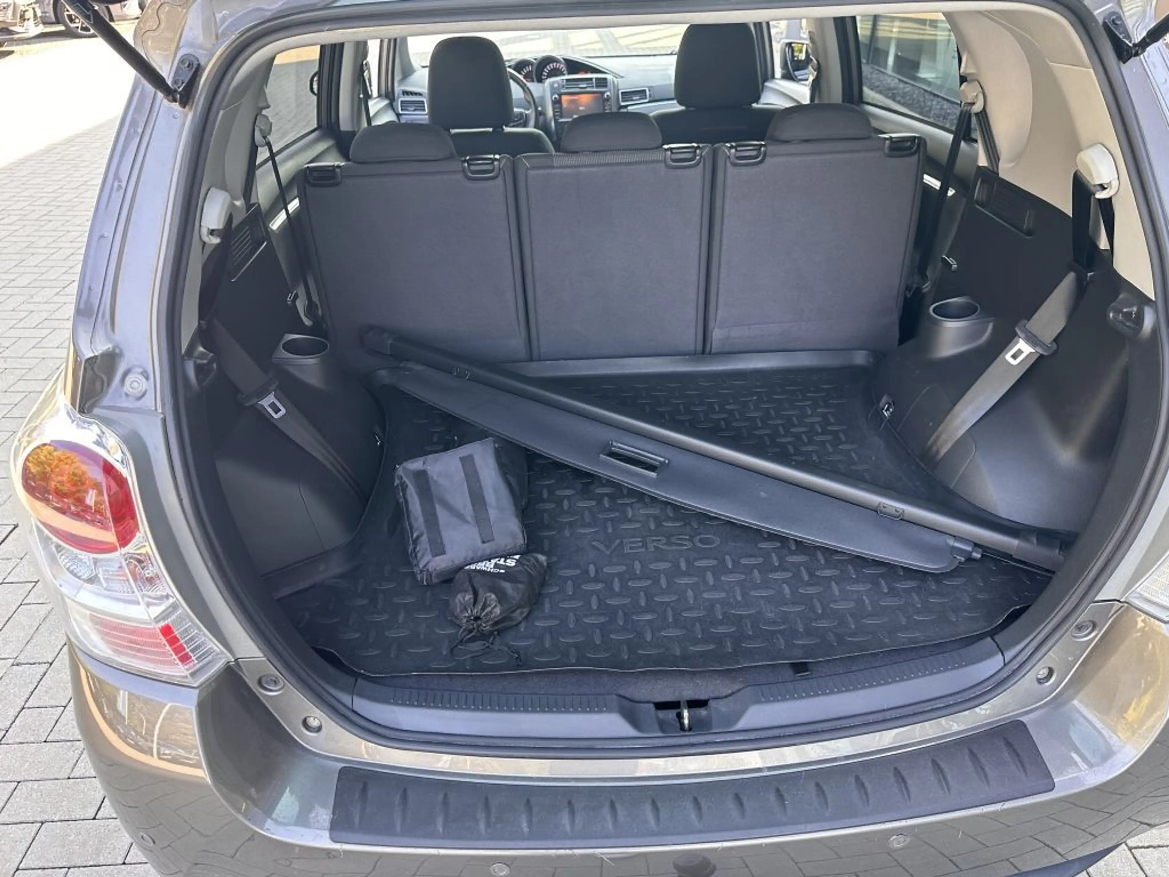 Toyota Verso 1.8 Multidrive S 7-Sitzer Edition S+ — photo 7