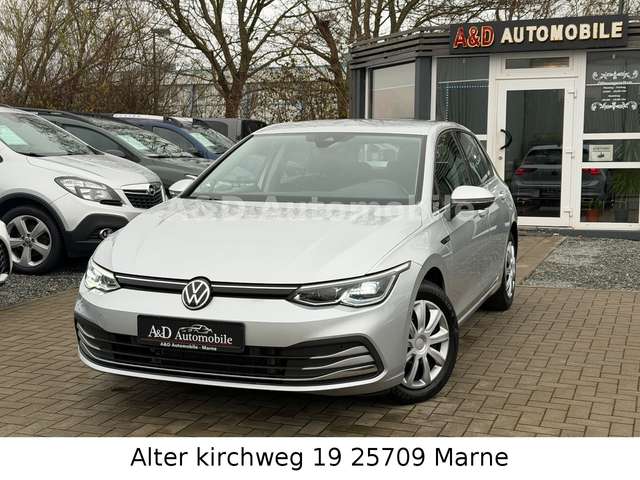 Imagine Volkswagen Golf VIII Lim.1.5 TSI STYLE EVO AHK LED KAMERA