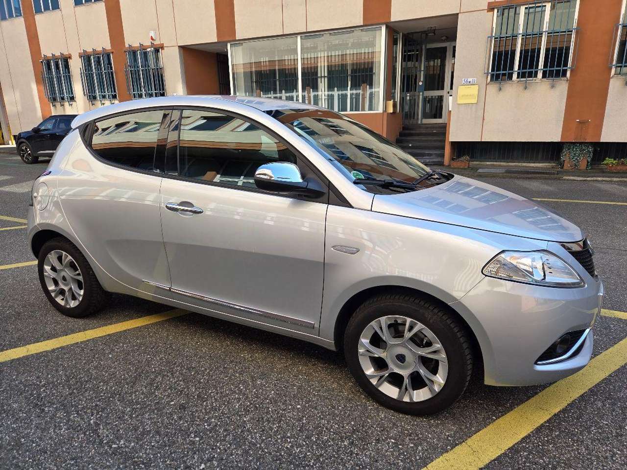 Lancia Ypsilon 1.2 69 CV 5p. S&S Platinum