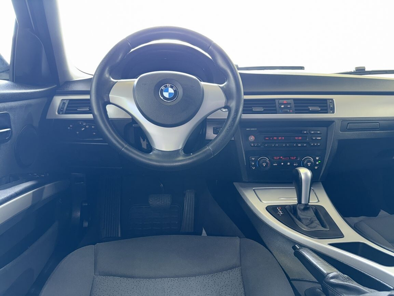 BMW 320 i  Ö-Paket*AUTOMATIC*1.JAHR -GARANTIE*MOD2007 — photo 8