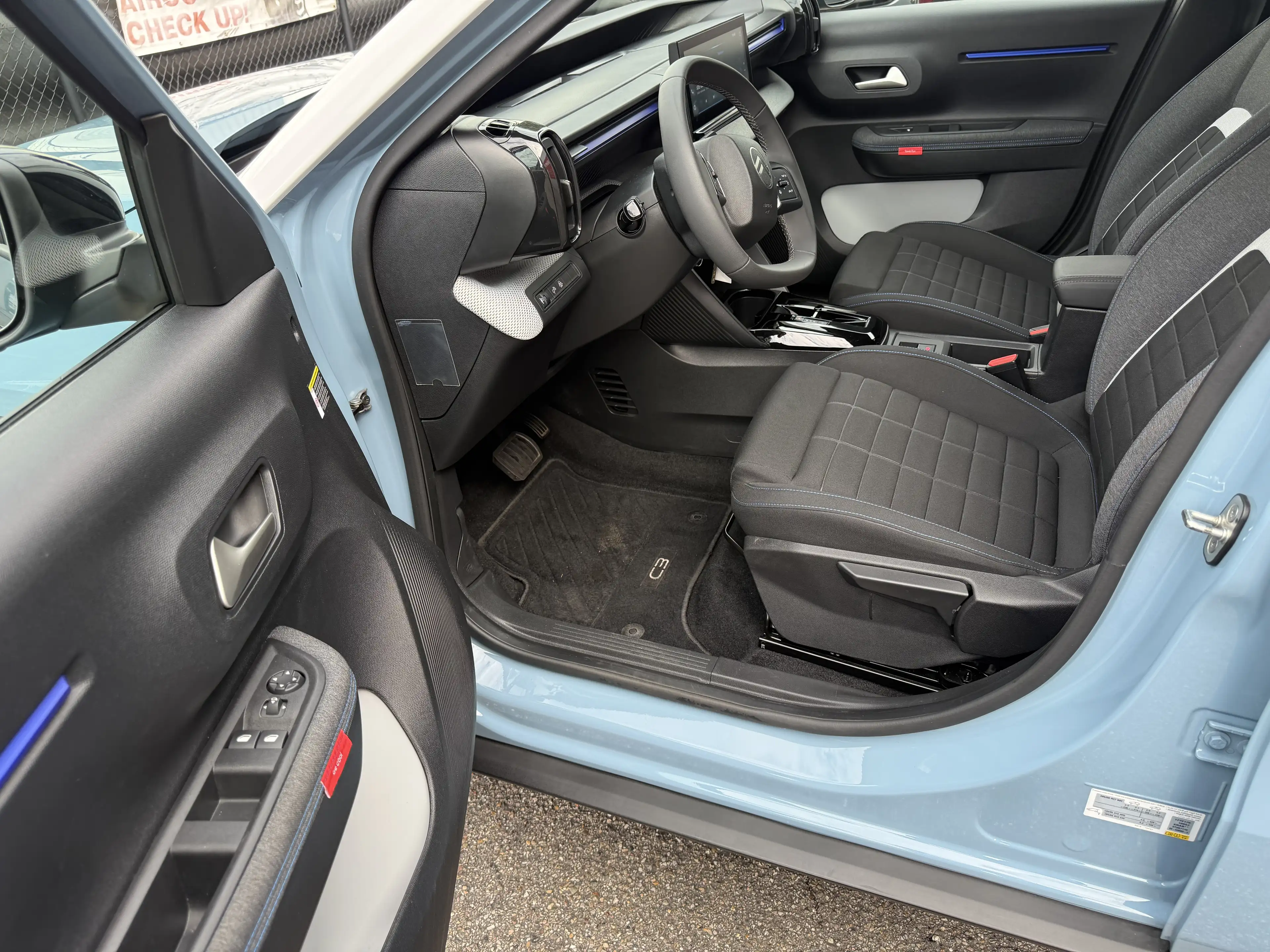 Citroen C3 12 Turbo 101pk MILD-HYBRID AUT PLUS — photo 14