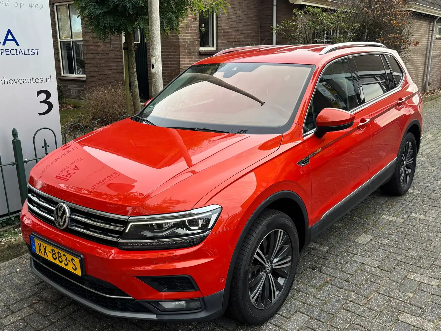 Volkswagen Tiguan Allspace 1.5 TSI Highline Automaat/Trekhaak/Airco-Ecc/Navig Orange - 2