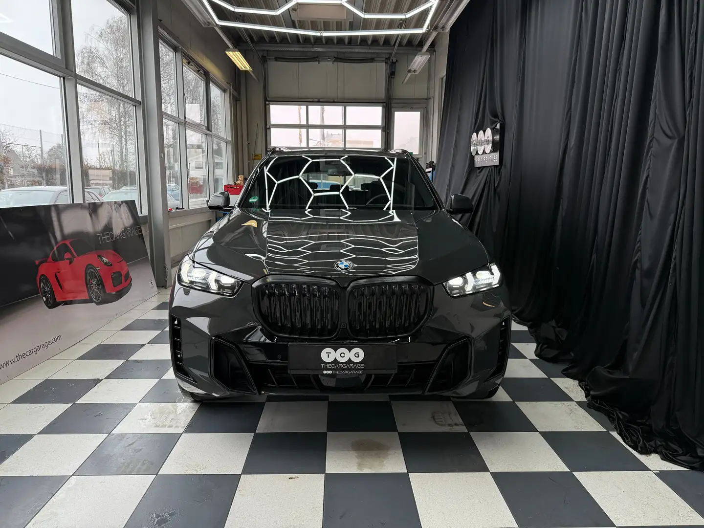 BMW X5 30 d xDrive M Sport Grau - 2