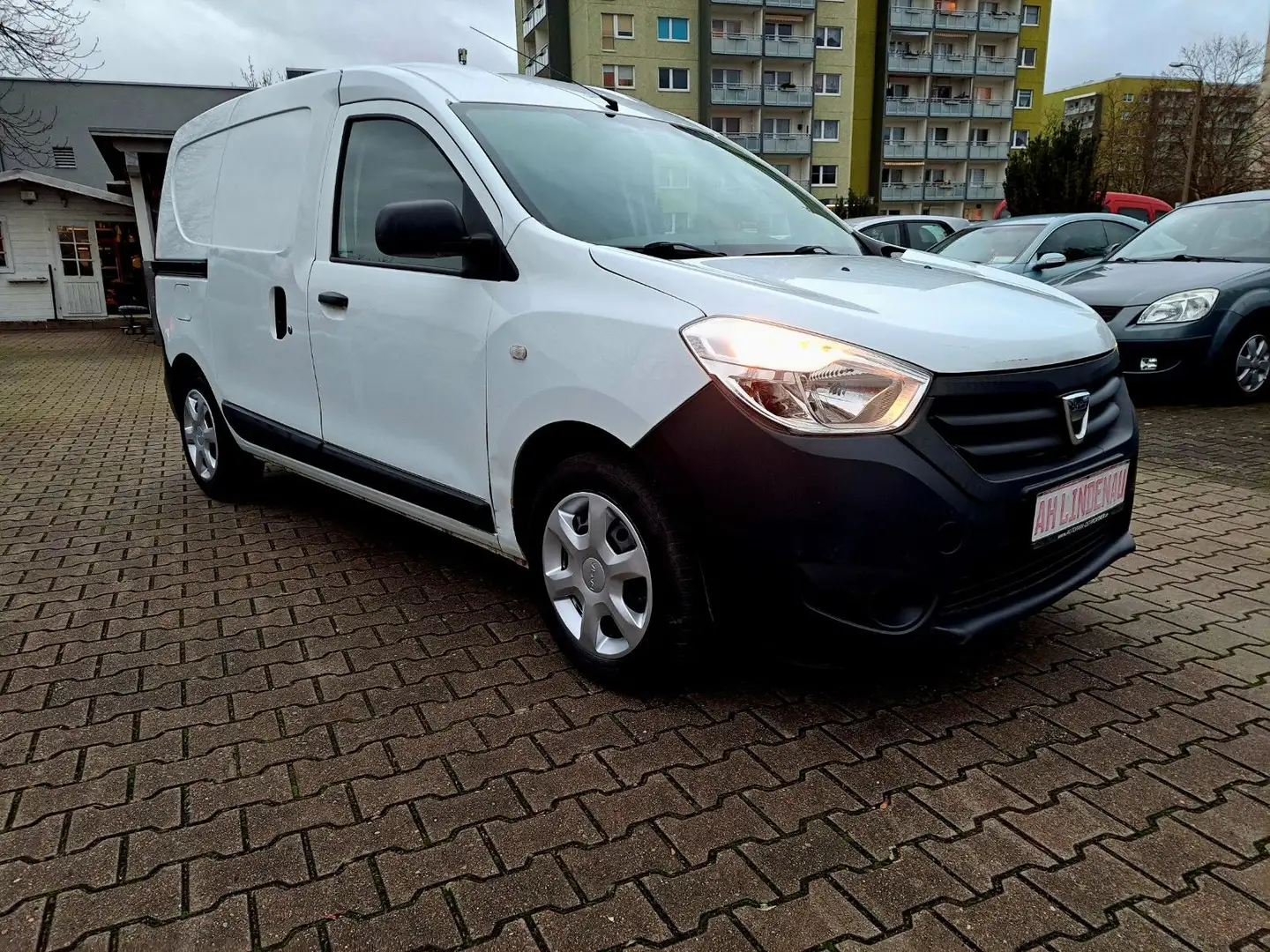 Dacia Dokker Express Essentiel Weiß - 2