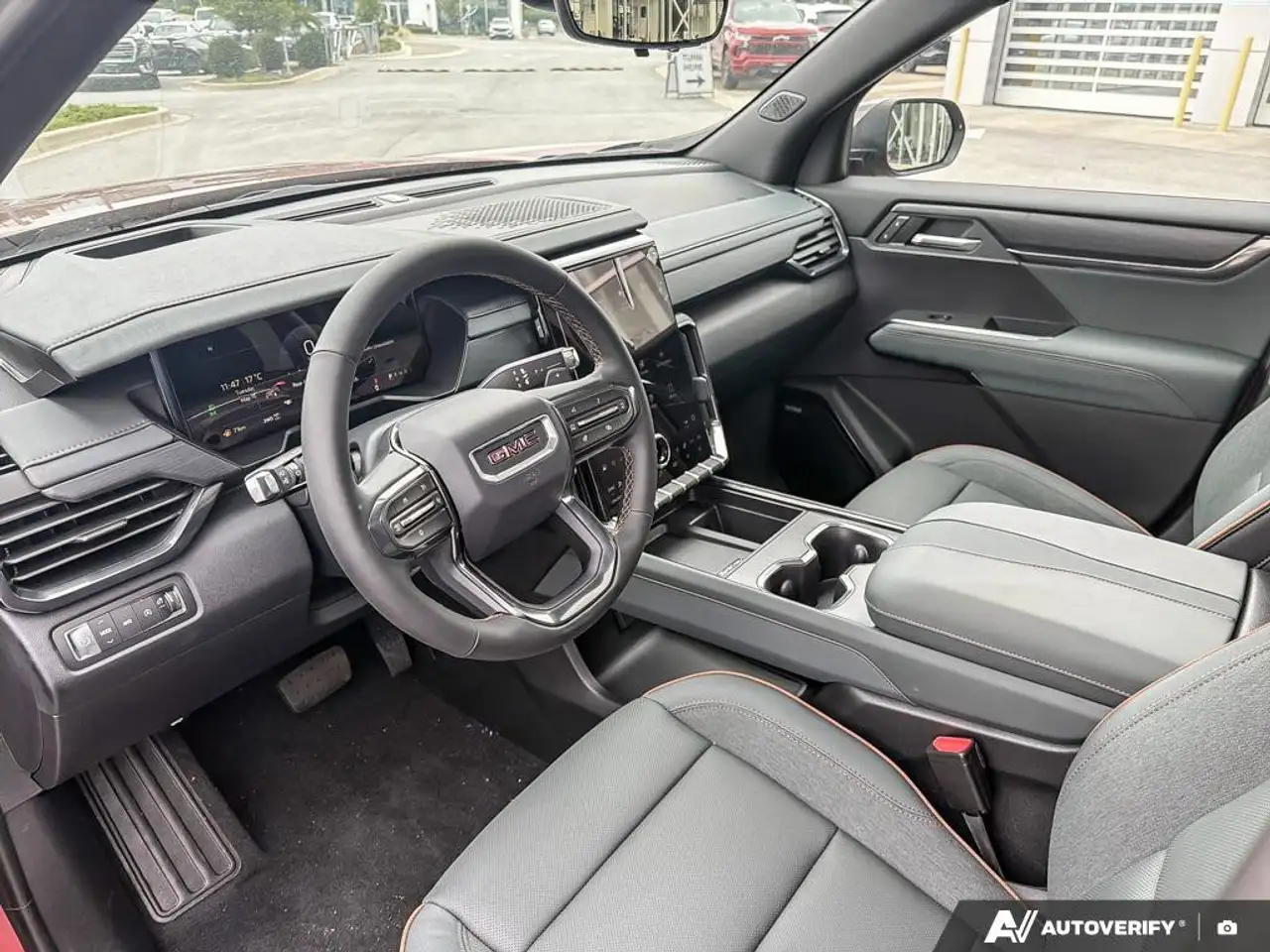 GMC Acadia снимка GMC Acadia