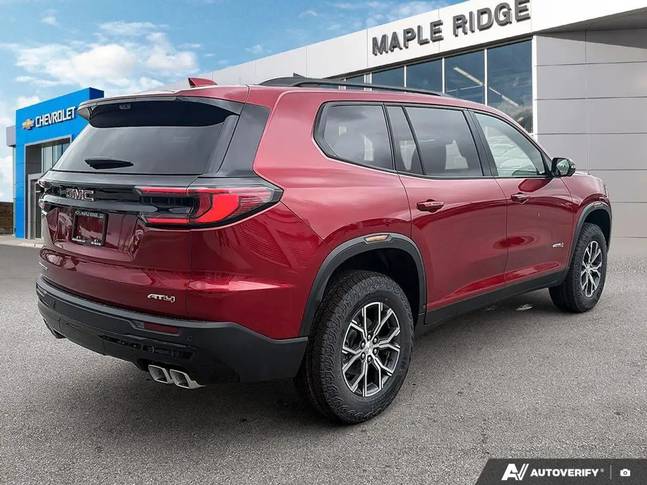 GMC Acadia снимка GMC Acadia