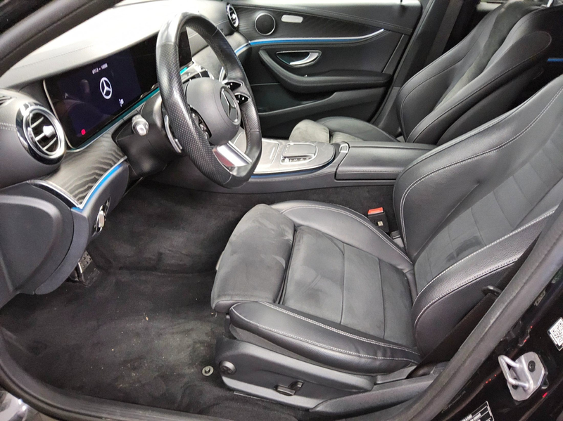 Mercedes-Benz E 220 T d AMG-Line Night Navi LED Widescreen — photo 9