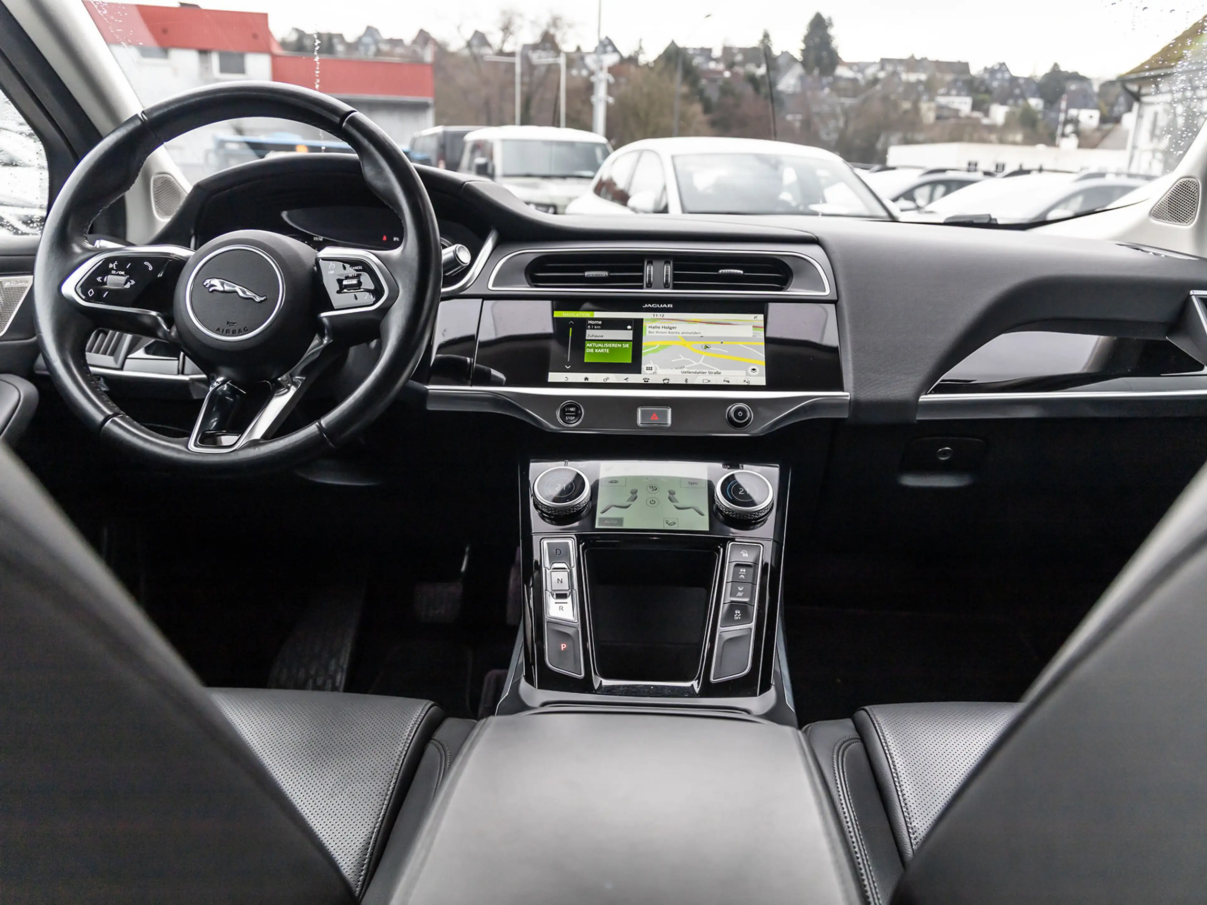 Jaguar I-Pace S EV400 NAVI STANDHEIZUNG PDC KLIMA BT — photo 13
