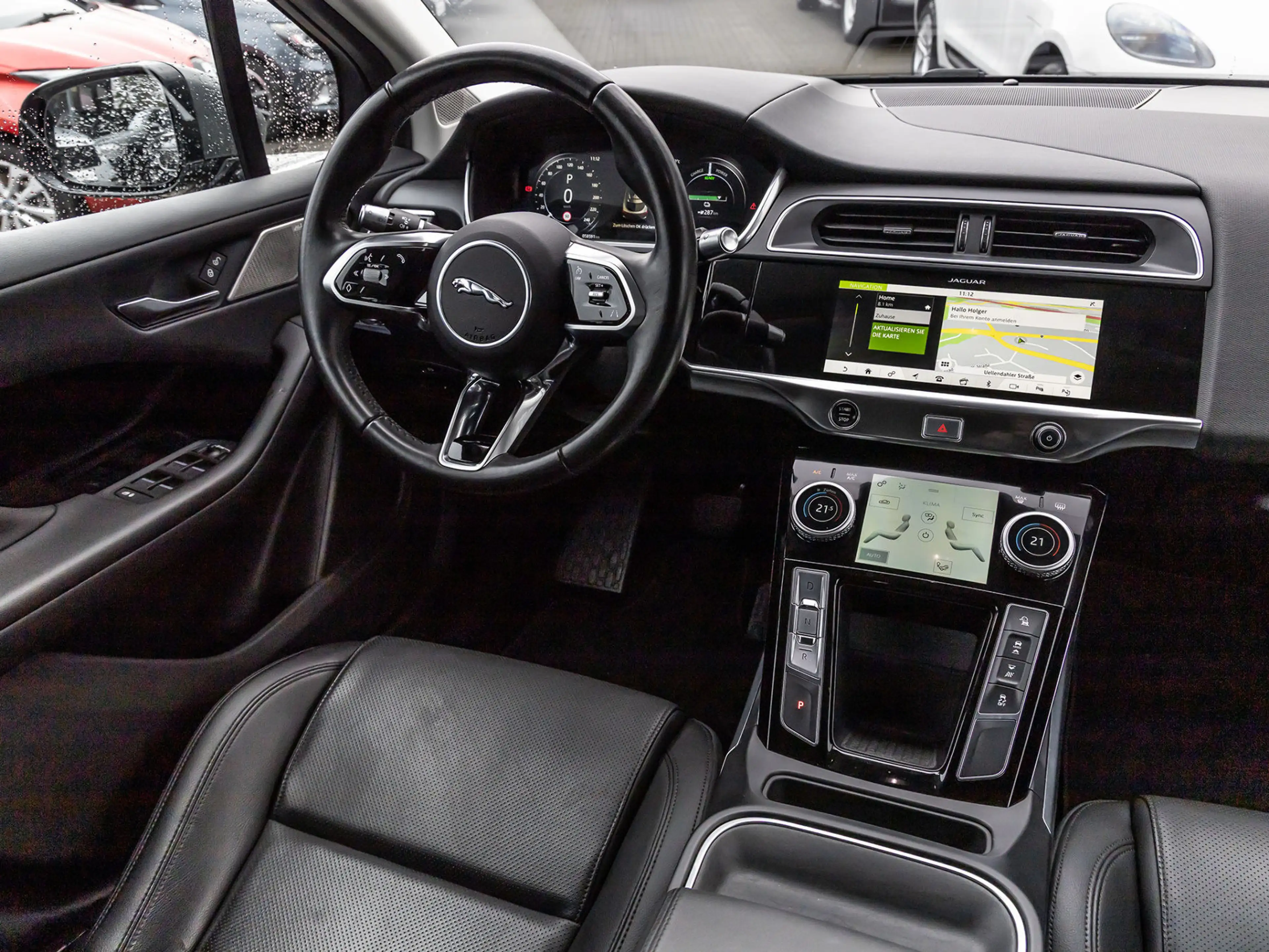 Jaguar I-Pace S EV400 NAVI STANDHEIZUNG PDC KLIMA BT — photo 7