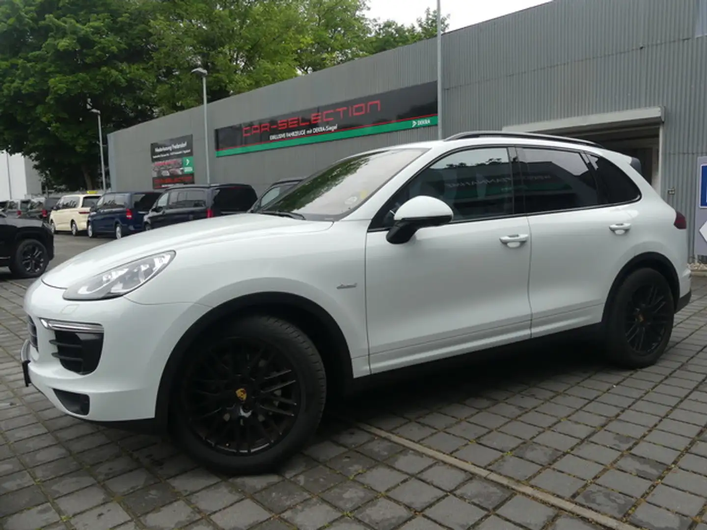 Porsche Cayenne 3.0D SPORTPAKET PANO/NAVI/KAM/ PDLS/AHK Weiß - 2