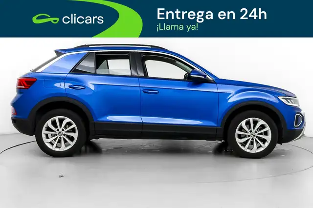 Volkswagen T-Roc view 7