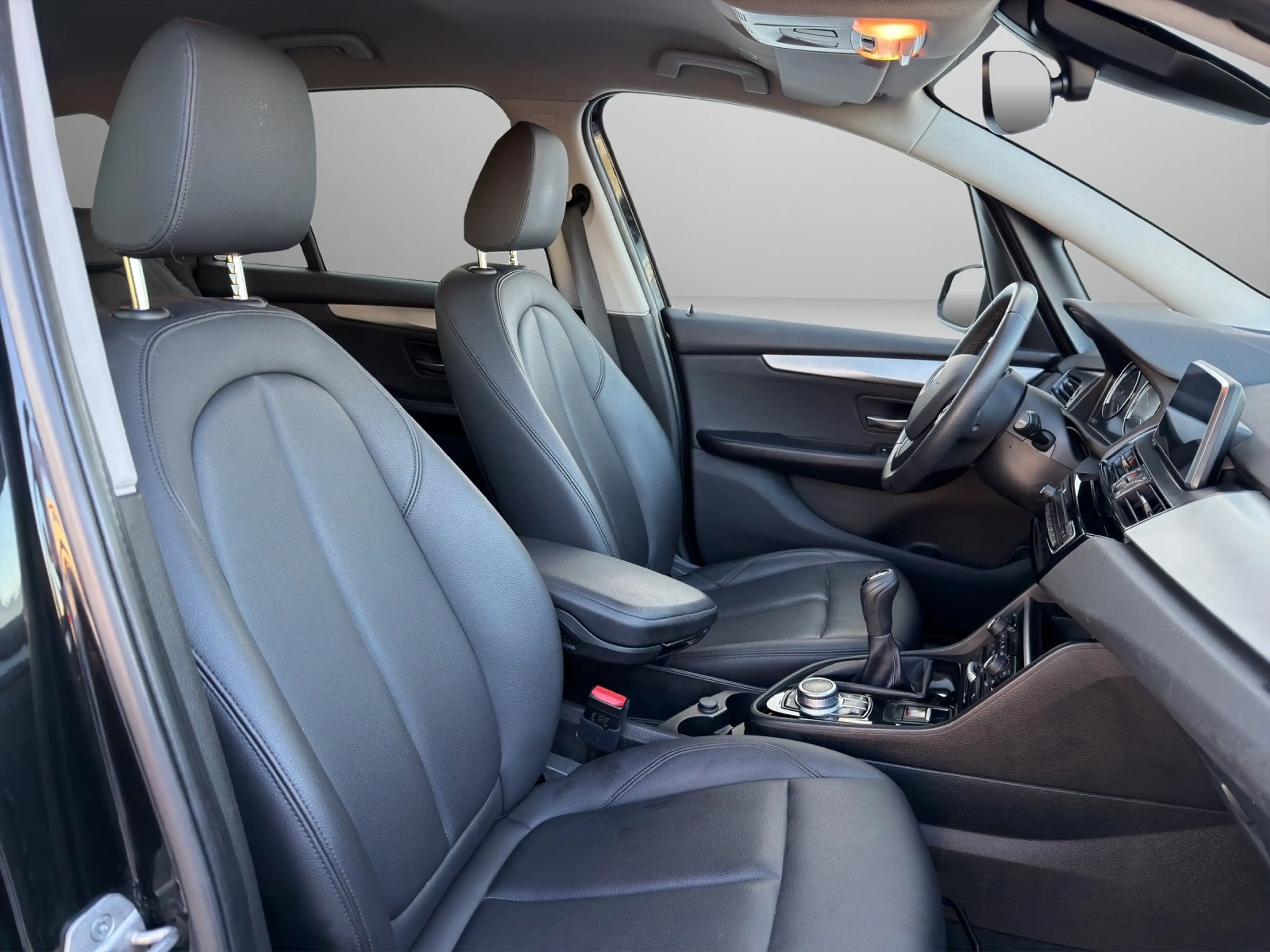 BMW 216 d Gran Tourer Advantage *7-Sitzer, LED, LEDER* — photo 14