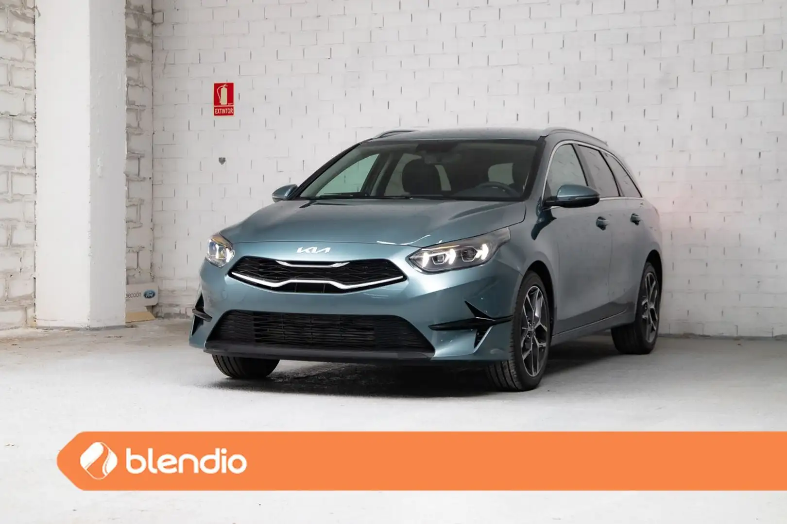 Kia 1.0 T-GDI 88KW TECH TOURER 120 5P Gris - 1