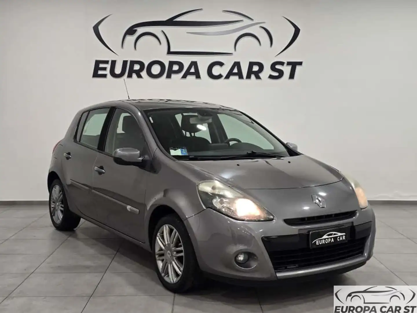 Renault Clio Clio 1.2 16V 5 porte Live! Gris - 2