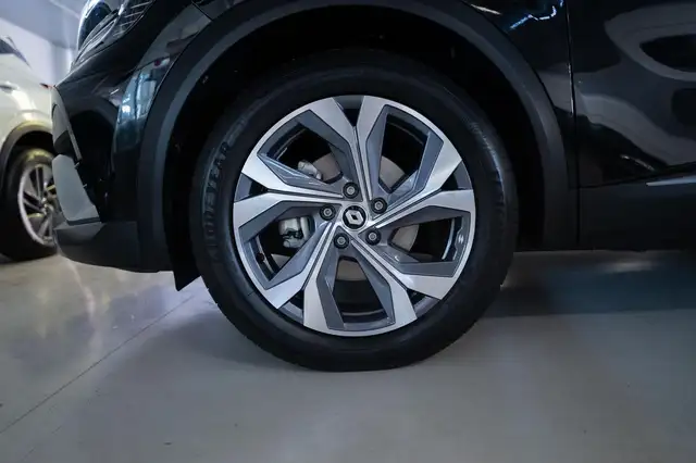 Renault Captur view 13
