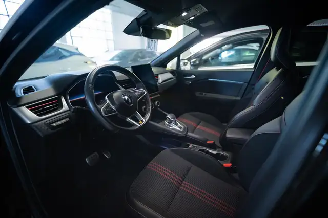 Renault Captur view 3